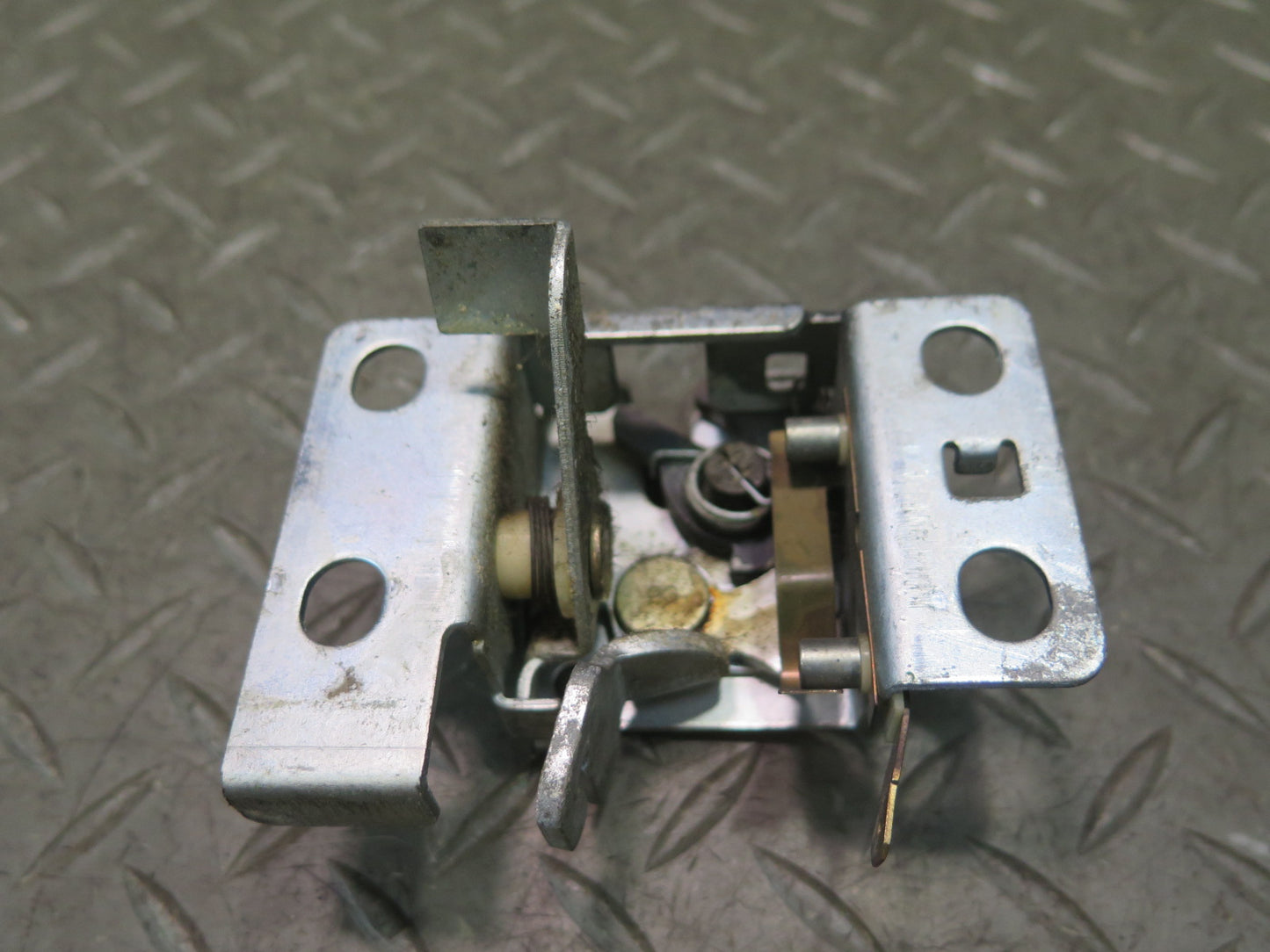 79-83 Datsun 280ZX S130 Rear Hatch Trunk Lid Lock Latch OEM