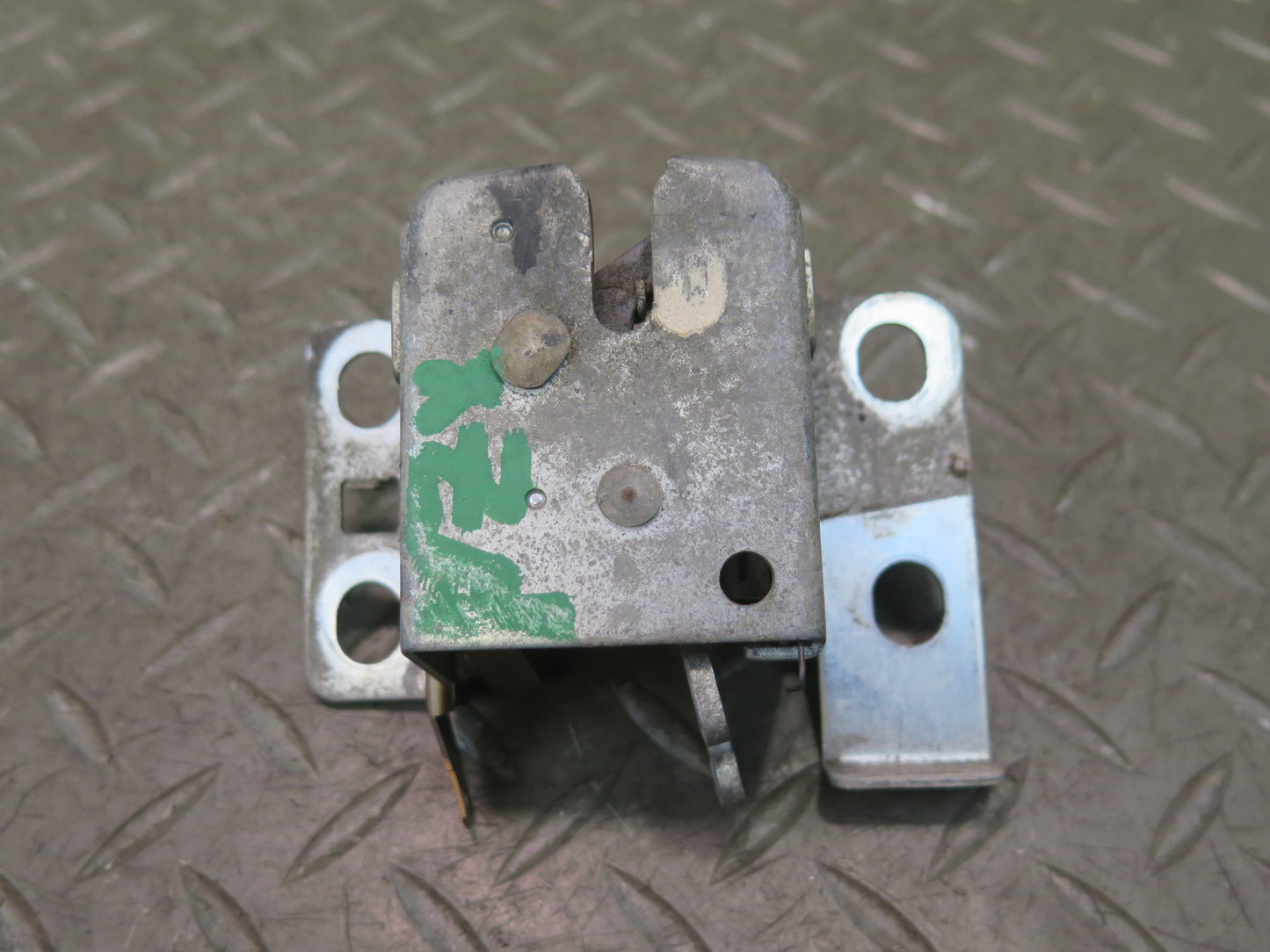 79-83 Datsun 280ZX S130 Rear Hatch Trunk Lid Lock Latch OEM