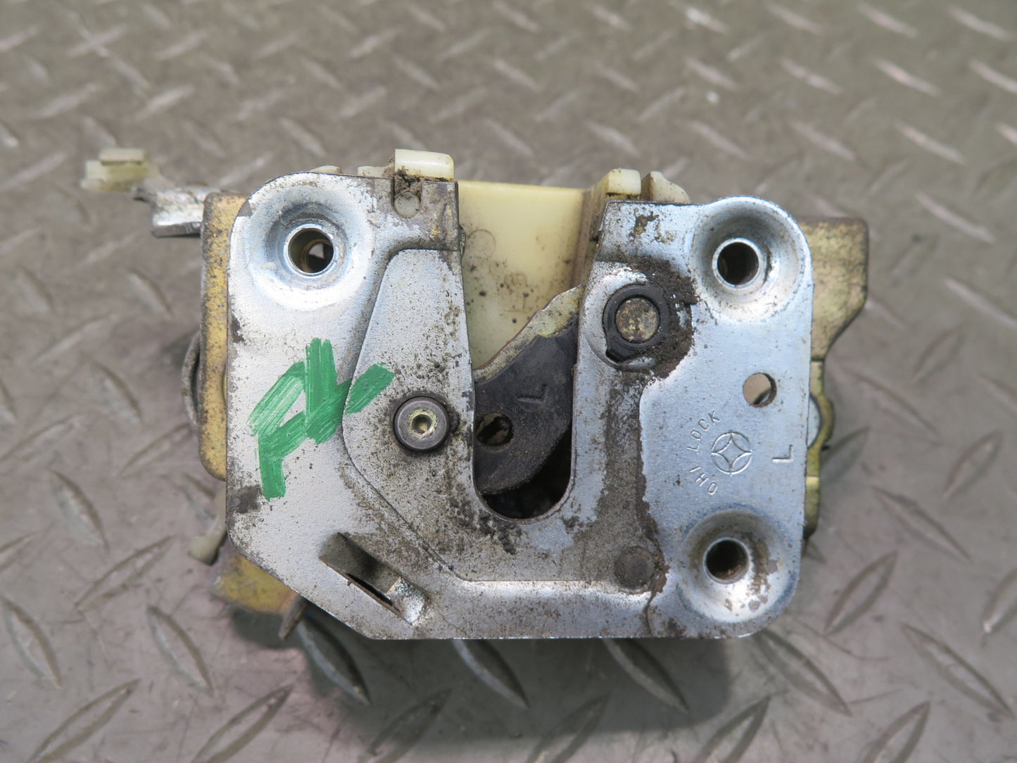 79-83 Datsun Nissan S130 280ZX 2+2 Left Door Lock Latch Actuator OEM