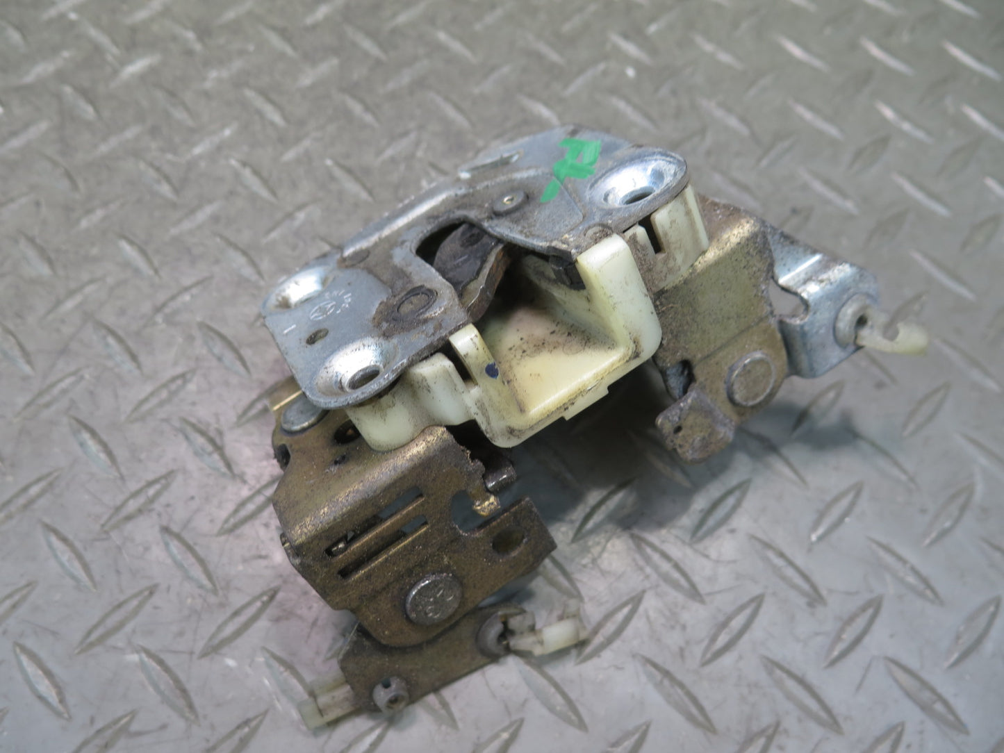79-83 Datsun Nissan S130 280ZX 2+2 Left Door Lock Latch Actuator OEM
