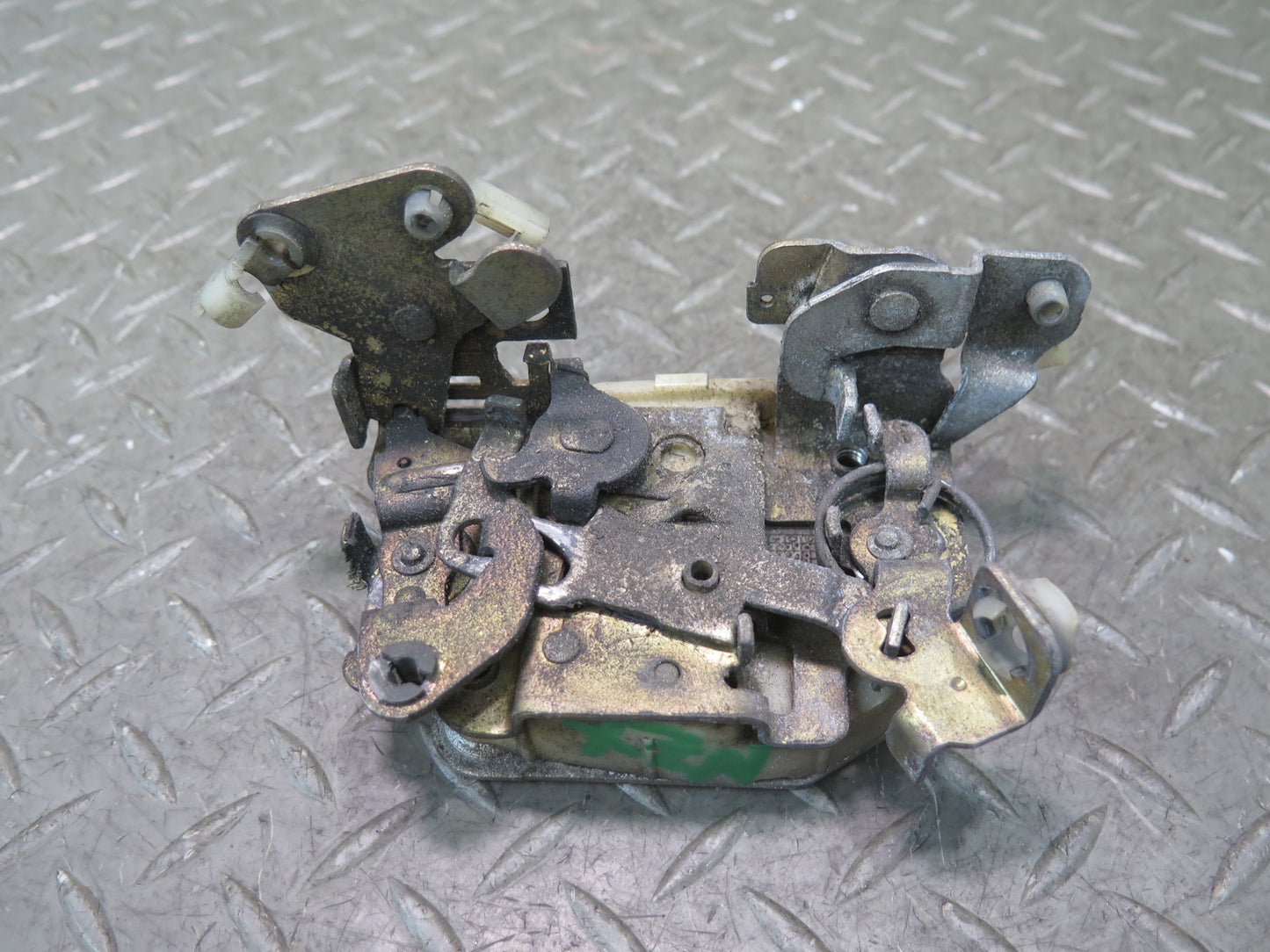 79-83 Datsun Nissan S130 280ZX 2+2 Left Door Lock Latch Actuator OEM