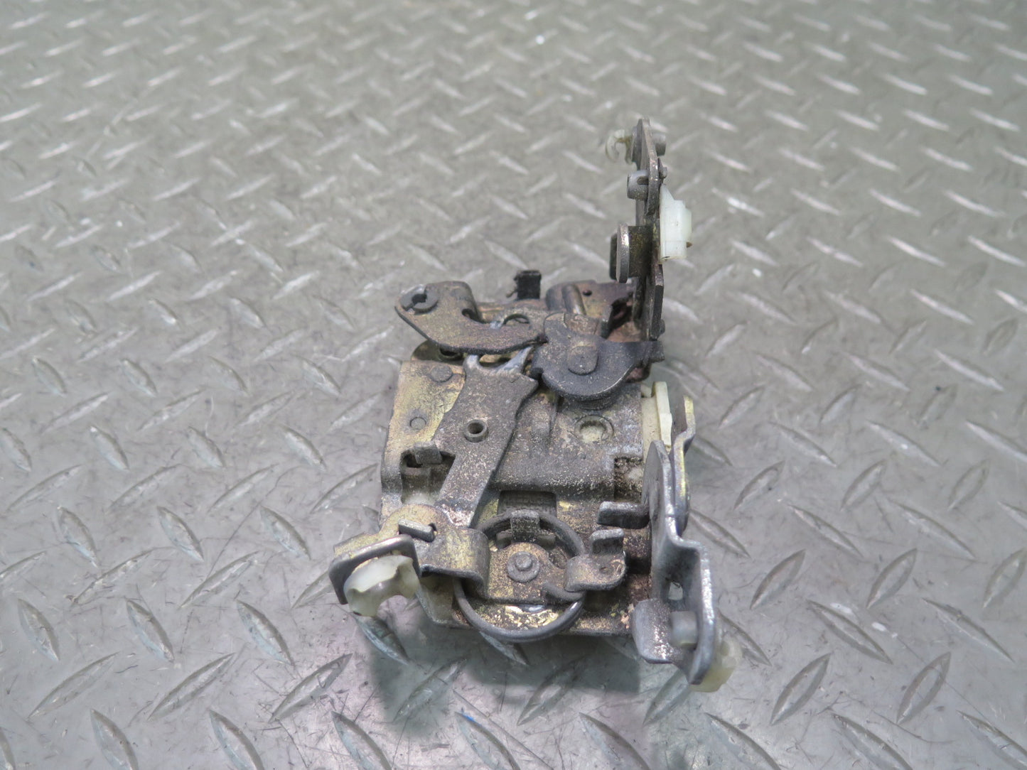 79-83 Datsun Nissan S130 280ZX 2+2 Left Door Lock Latch Actuator OEM