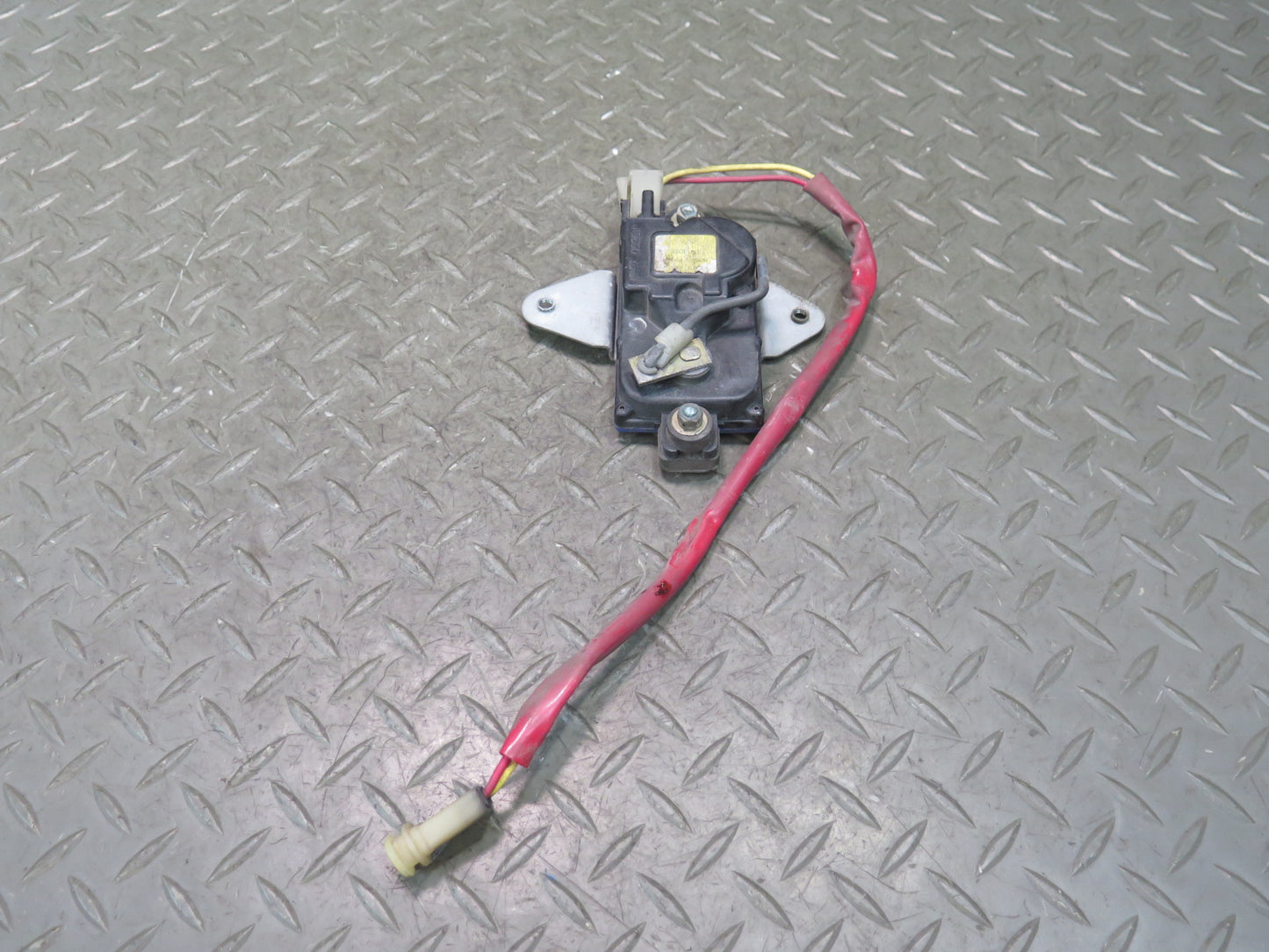 79-83 Datsun S130 280ZX Right Passenger Side Power Door Lock Actuator OEM