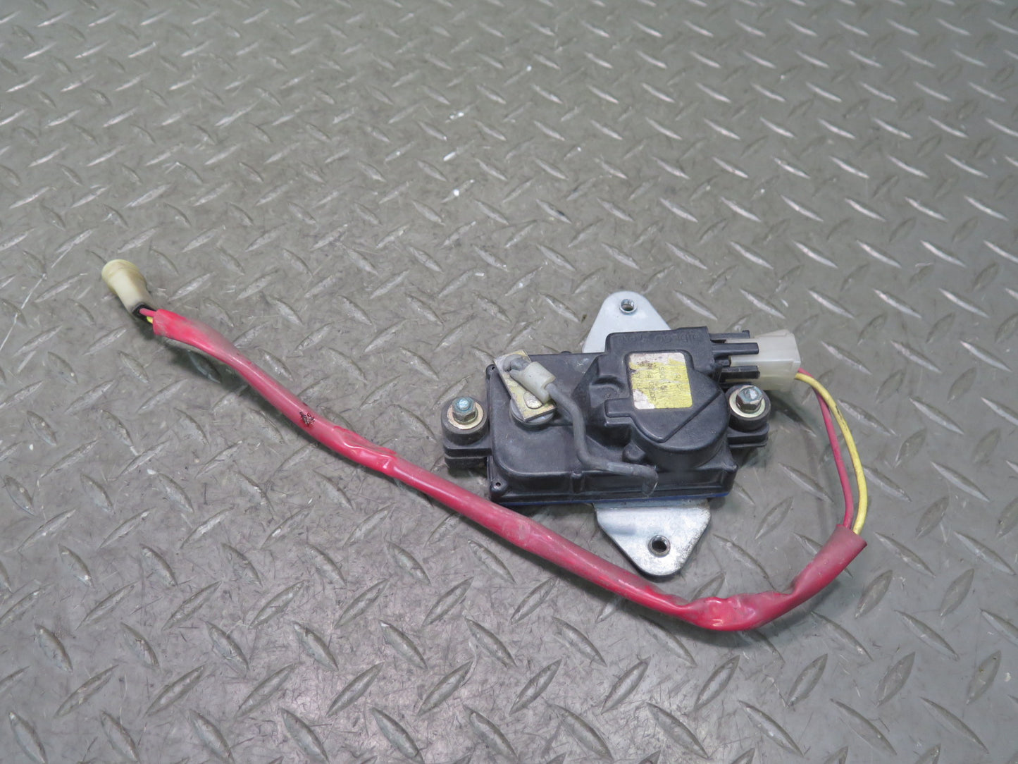 79-83 Datsun S130 280ZX Right Passenger Side Power Door Lock Actuator OEM