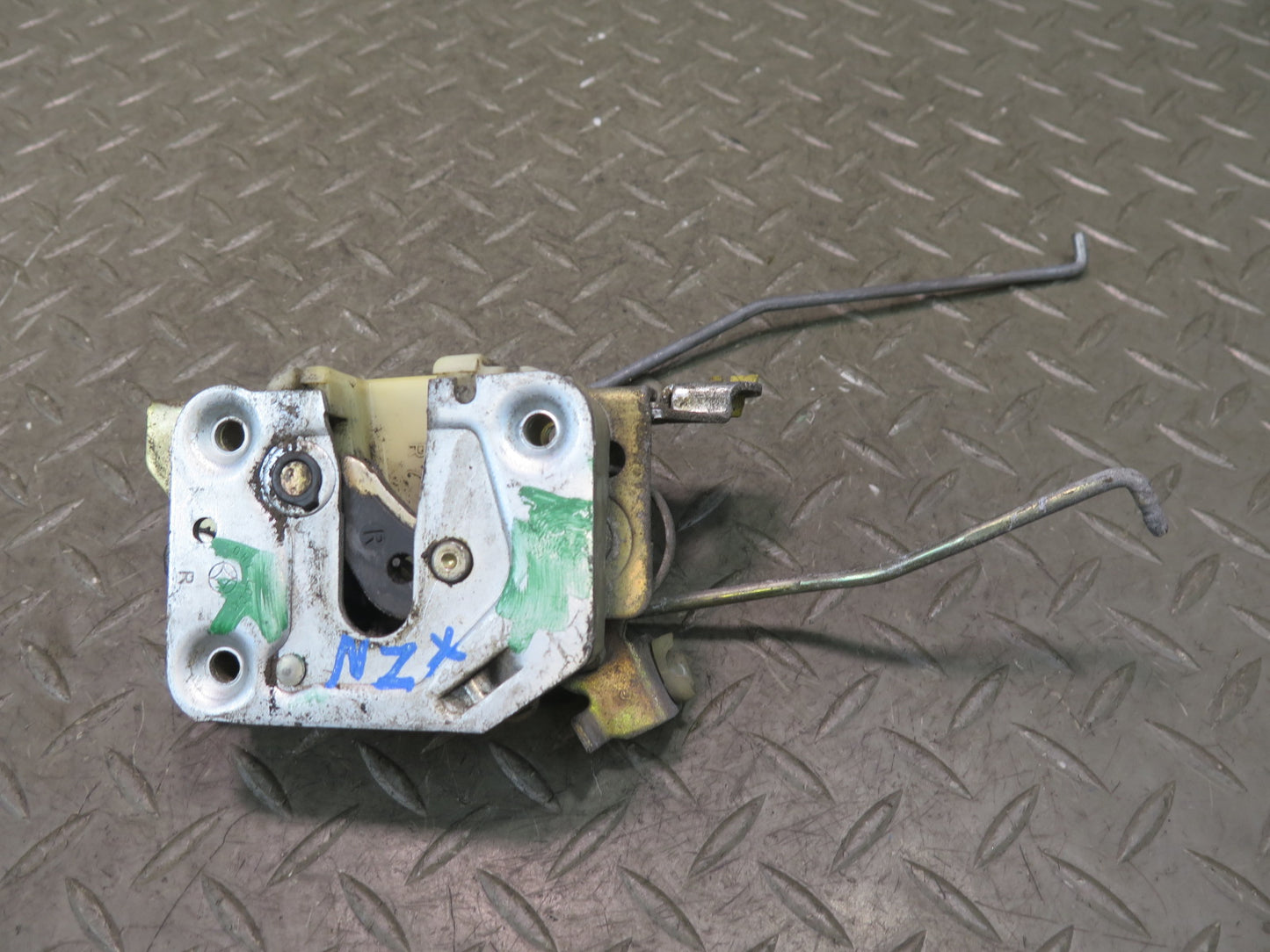 79-83 Datsun Nissan S130 280ZX 2+2 Right Door Lock Latch Actuator OEM