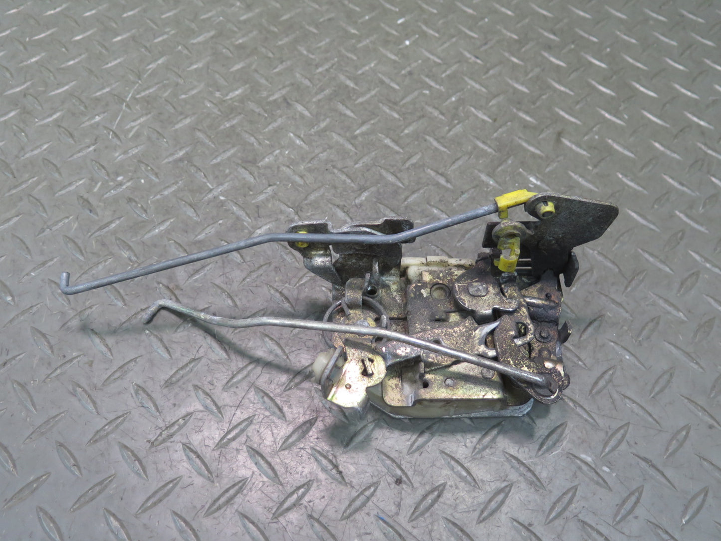 79-83 Datsun Nissan S130 280ZX 2+2 Right Door Lock Latch Actuator OEM