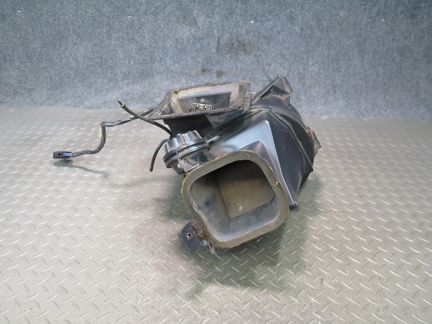 79-83 Datsun 280ZX S130 2+2 Hvac AC Heater Blower Motor Fan Housing OEM