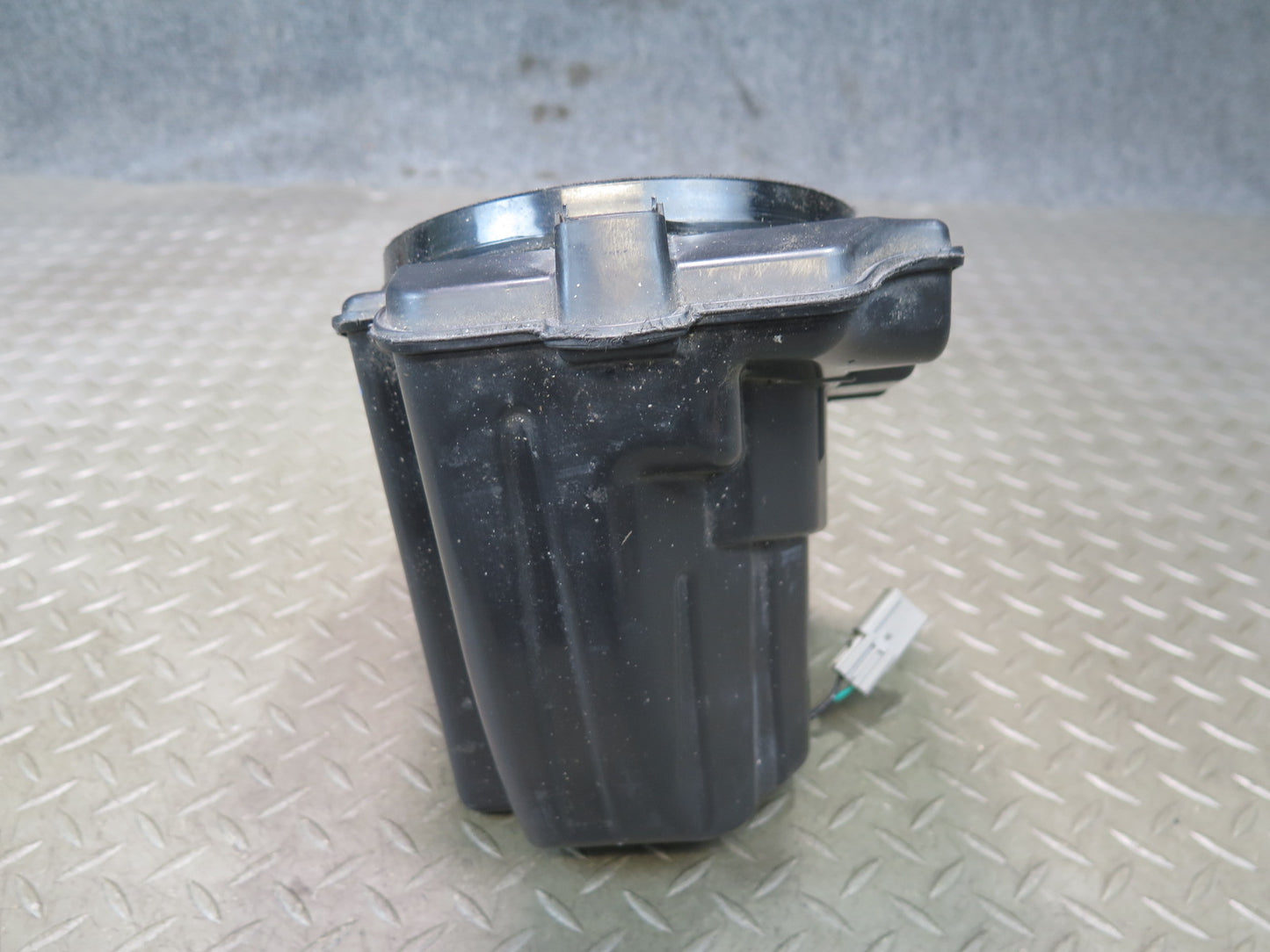 15-18 Jeep Wrangler JK Left Side Floor Subwoofer Speaker 68223343AA OEM