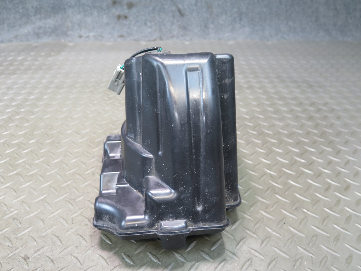 15-18 Jeep Wrangler JK Left Side Floor Subwoofer Speaker 68223343AA OEM