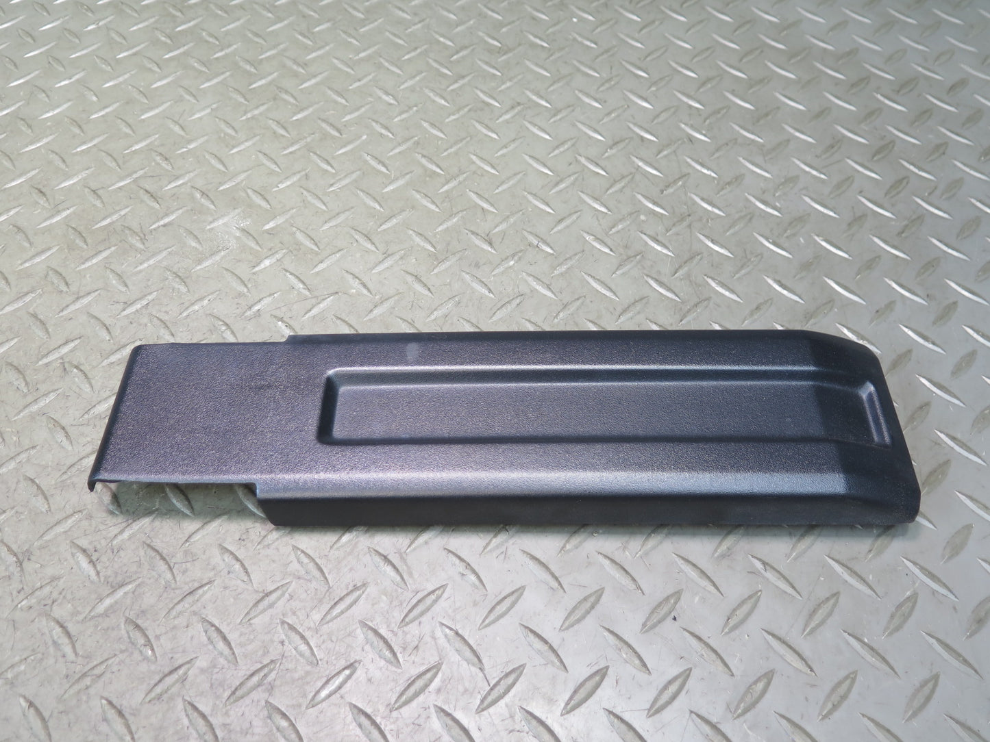 11-18 Jeep Wrangler JK Rear Left & Right Tailgate Hinge Trim Cover Panel Set OEM