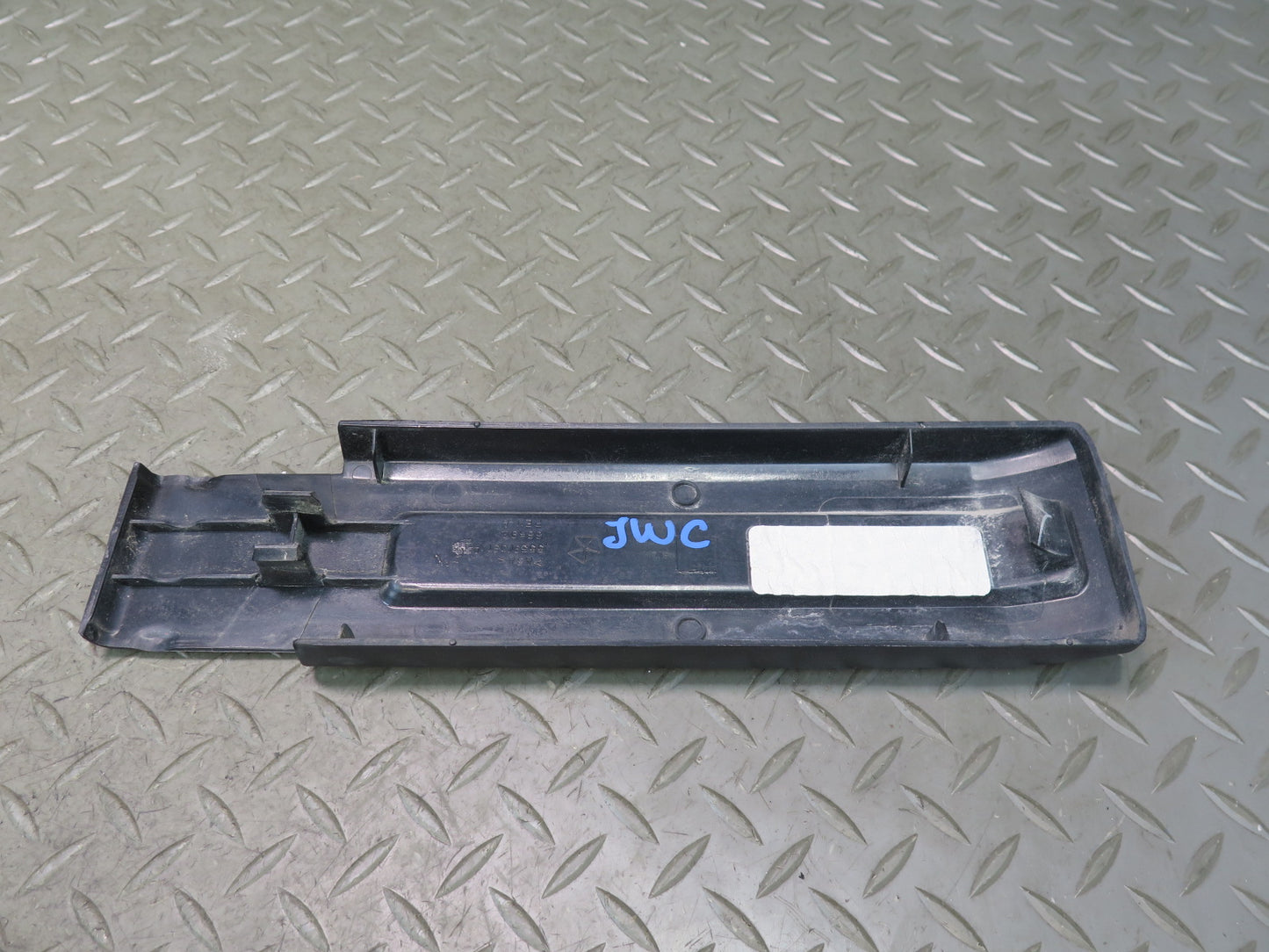11-18 Jeep Wrangler JK Rear Left & Right Tailgate Hinge Trim Cover Panel Set OEM