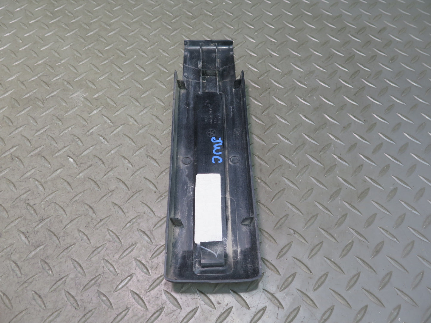 11-18 Jeep Wrangler JK Rear Left & Right Tailgate Hinge Trim Cover Panel Set OEM