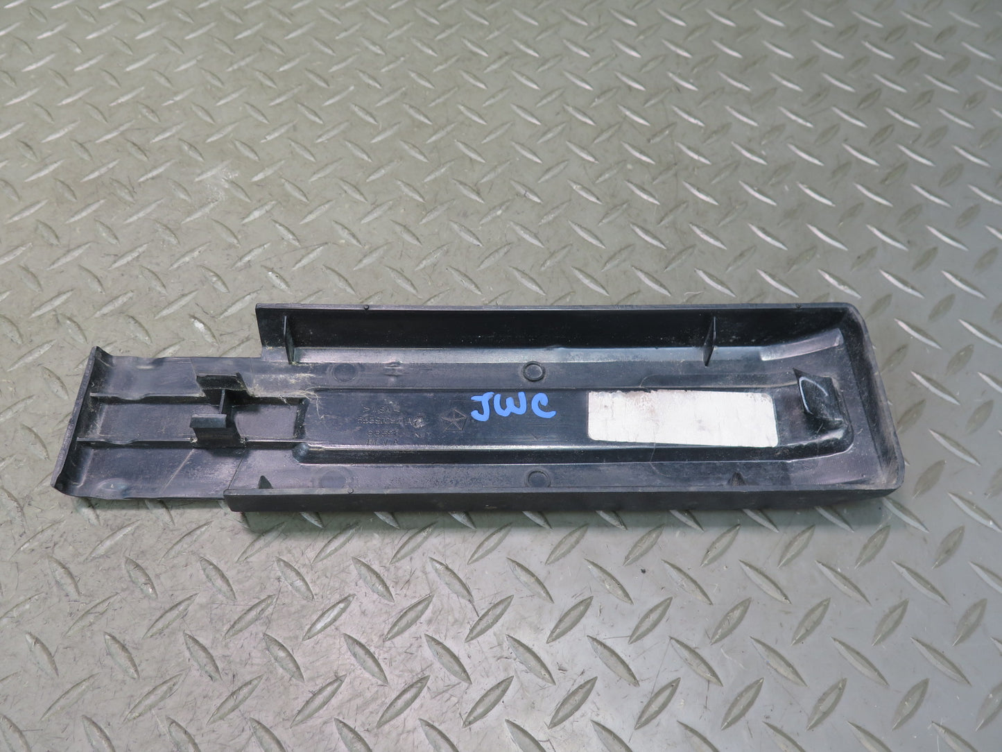11-18 Jeep Wrangler JK Rear Left & Right Tailgate Hinge Trim Cover Panel Set OEM