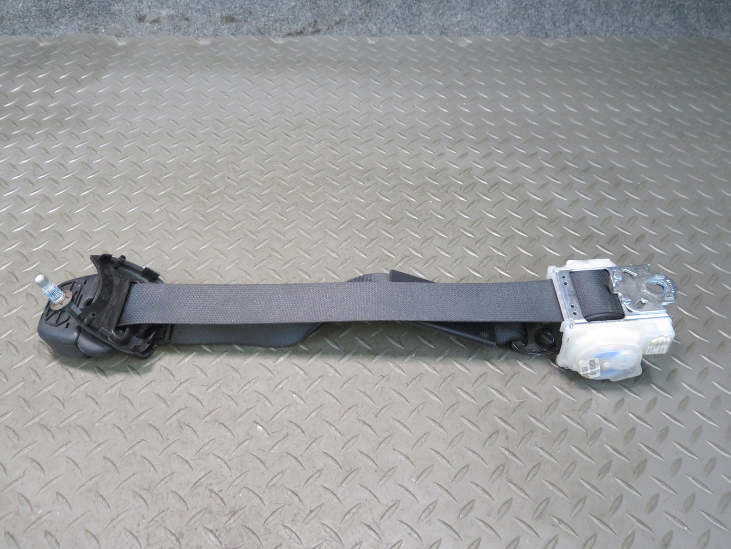 11-18 JEEP WRANGLER UNLIMITED RUBICON JK SET OF 2 REAR RIGHT & LEFT SEATBELT RETRACTOR OEM