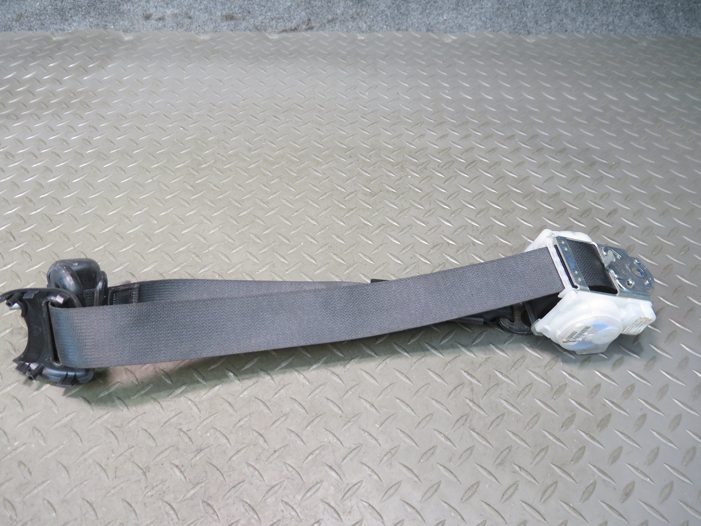 11-18 JEEP WRANGLER UNLIMITED RUBICON JK SET OF 2 REAR RIGHT & LEFT SEATBELT RETRACTOR OEM