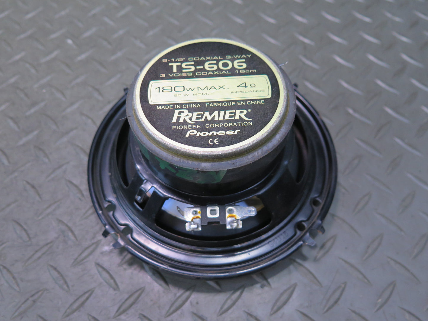 Set of 2 Pioneer TS-606 3-WAY 6.5'' 16CM 180W MAX Coaxial Car Speaker