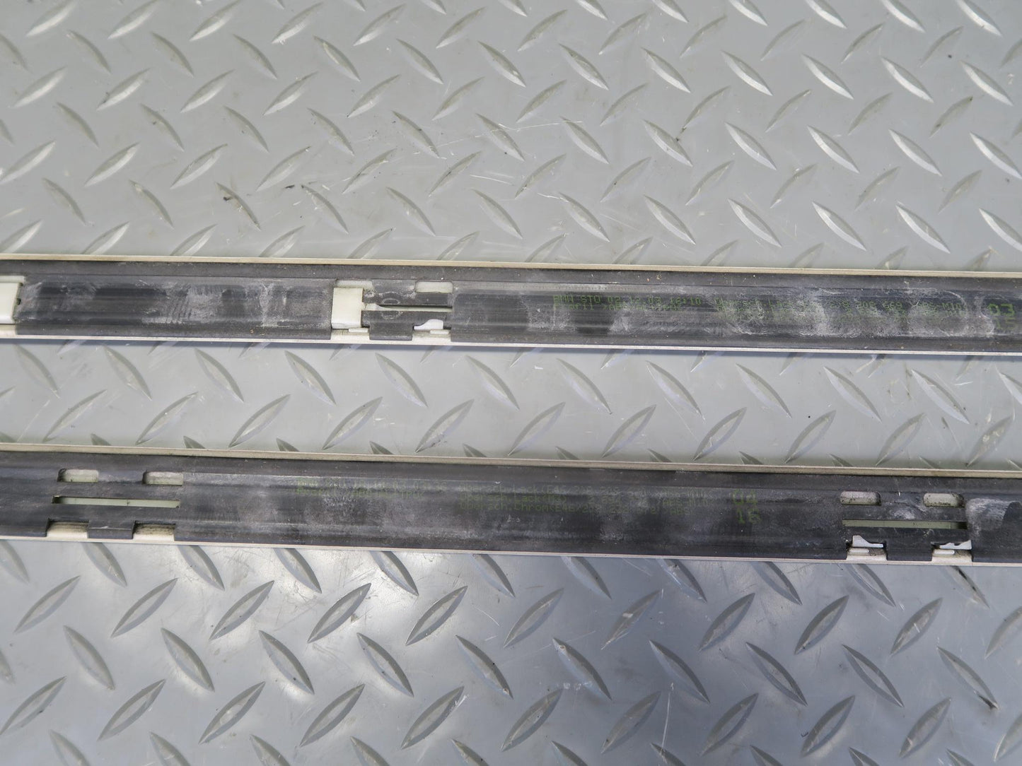 01-06 BMW E46 330ci 2DOOR Set of 4 Rear Quarter & Door Trim Molding White OEM