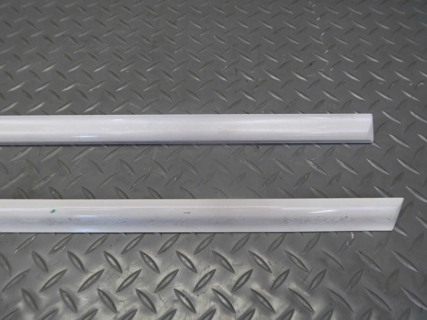 01-06 BMW E46 330ci 2DOOR Set of 4 Rear Quarter & Door Trim Molding White OEM