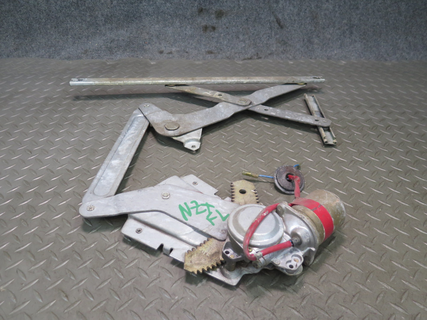79-83 Datsun Nissan S130 280ZX 2+2 Left Door Window Regulator w Motor OEM