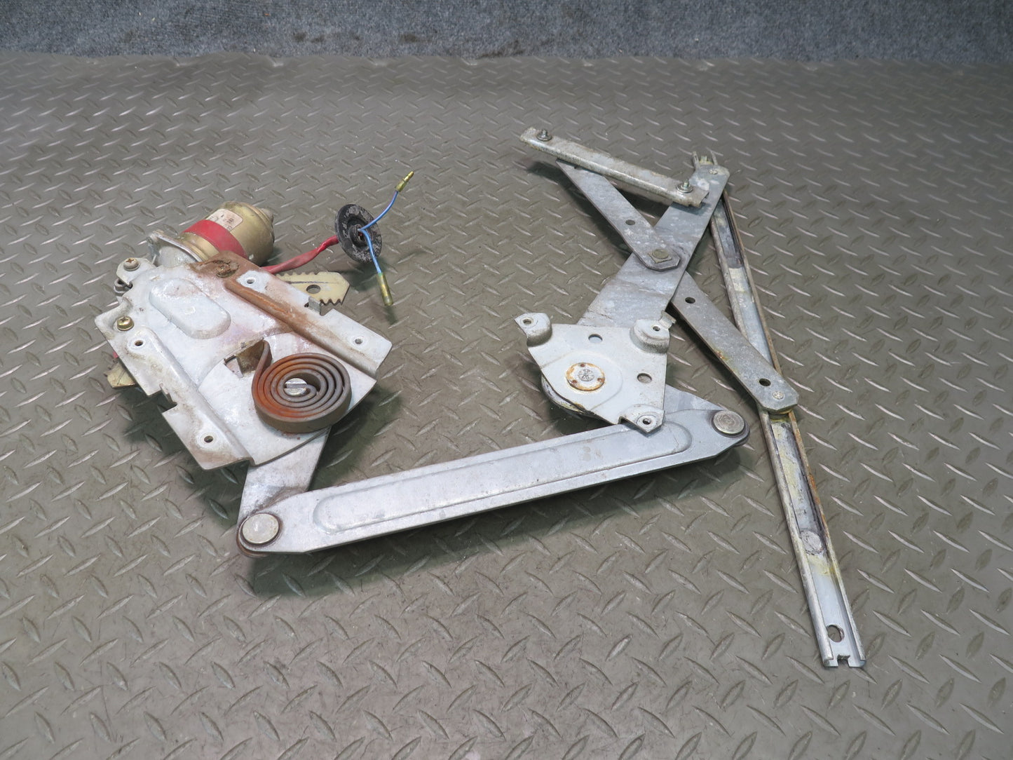 79-83 Datsun Nissan S130 280ZX 2+2 Left Door Window Regulator w Motor OEM