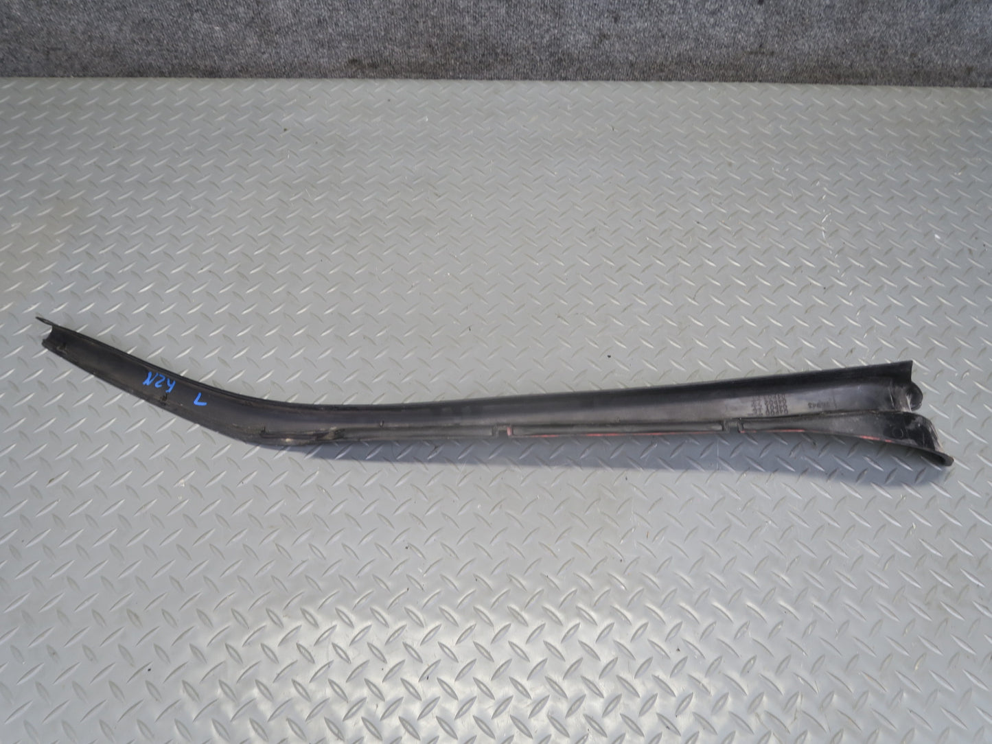 84-89 Nissan Z31 300ZX 2+2 Set of 2 Center Pillar Garnish Trim Panel OEM
