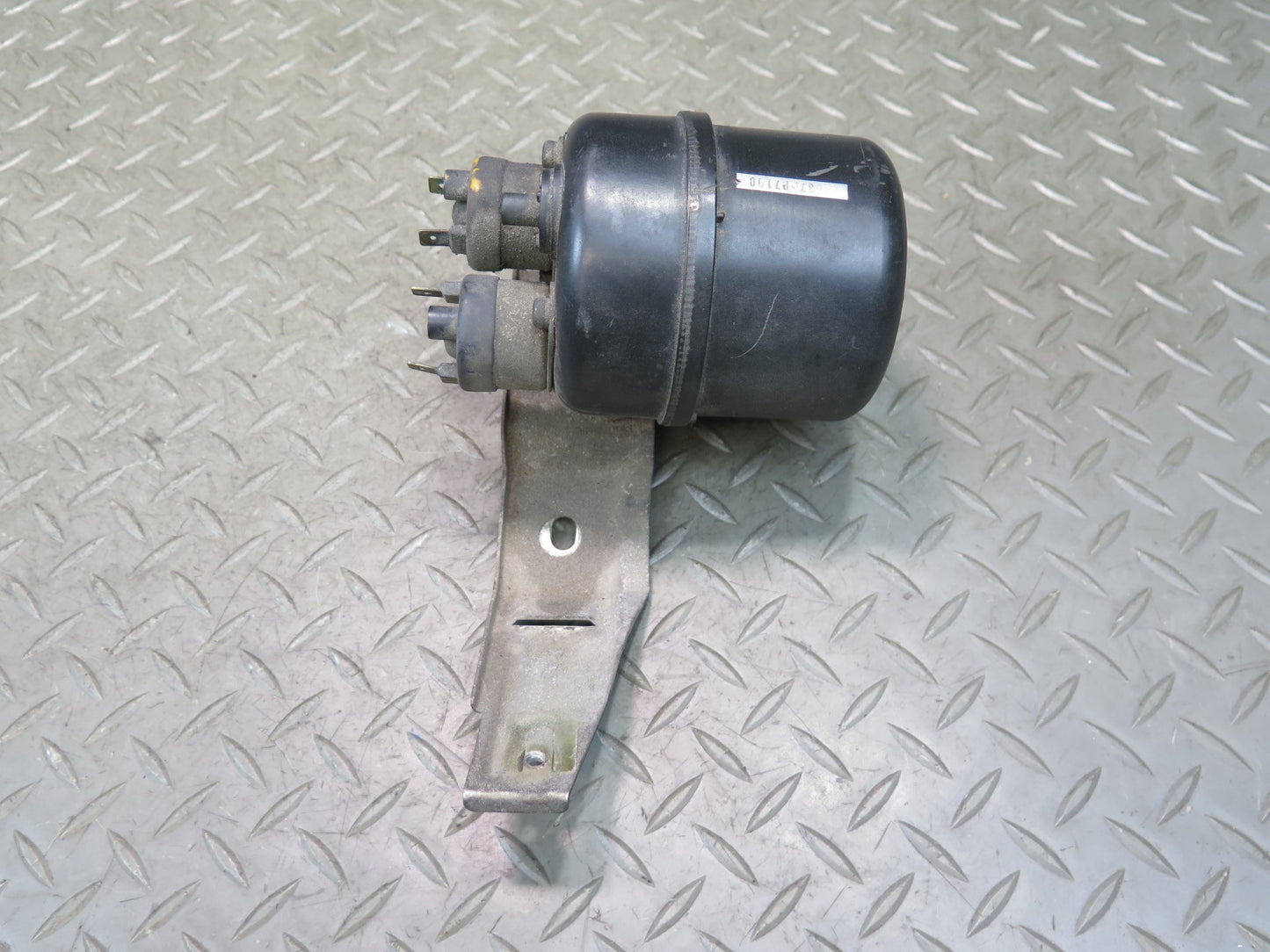 79-83 Datsun 280ZX S130 NA Vacuum Tank Pump Canister Assembly OEM