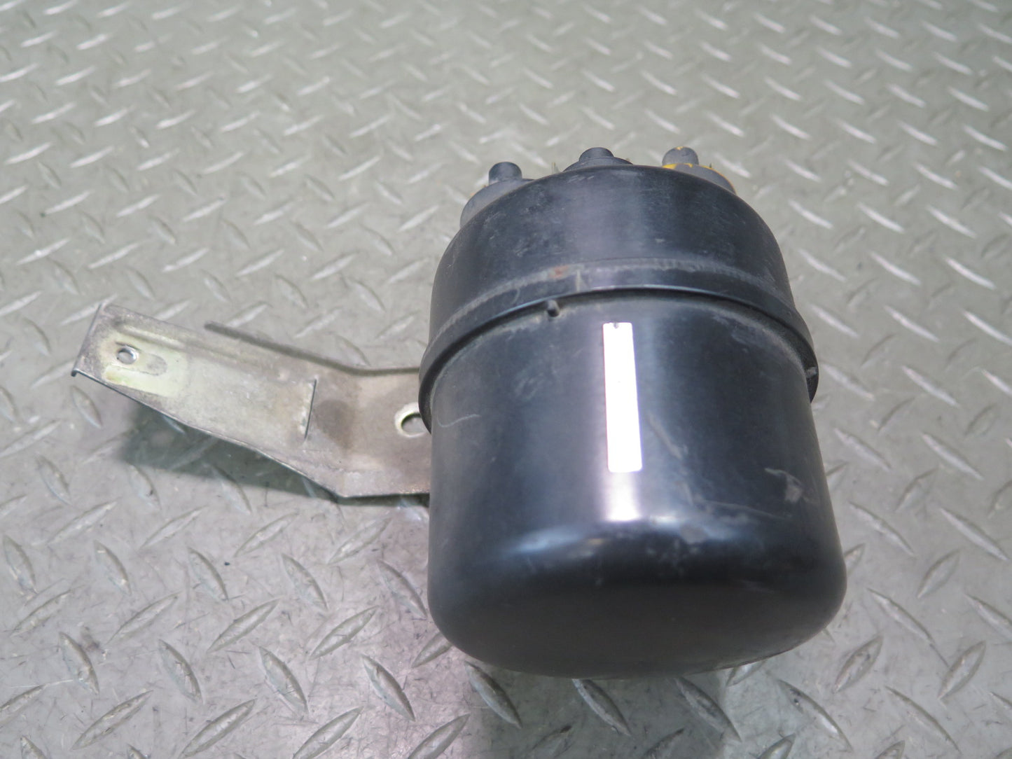79-83 Datsun 280ZX S130 NA Vacuum Tank Pump Canister Assembly OEM