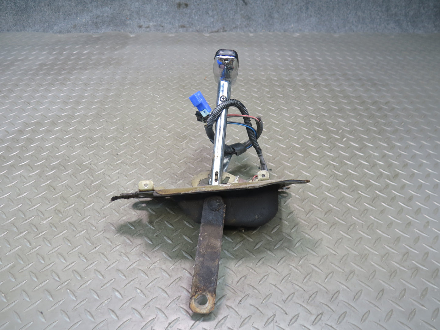 79-83 Datsun Nissan 280ZX S130 AT Automatic Transmission Shifter w Linkage OEM