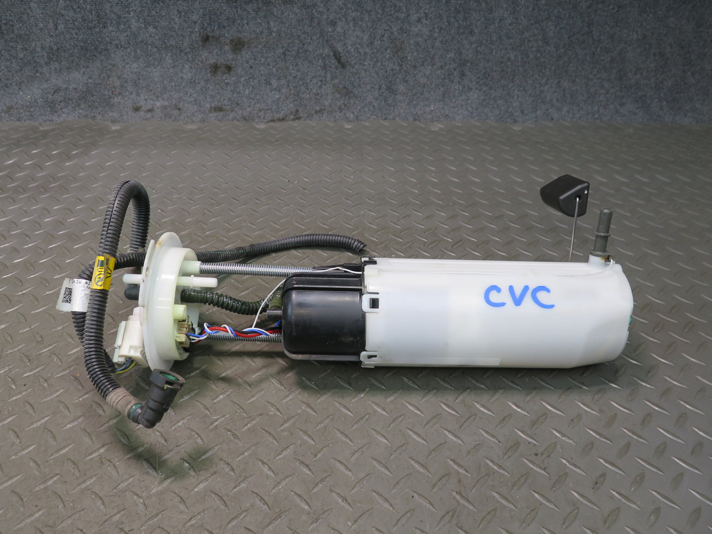 14-19 Chevrolet Corvette C7 Set of 2 Fuel Pump Level Sensor Sending Unit Set OEM