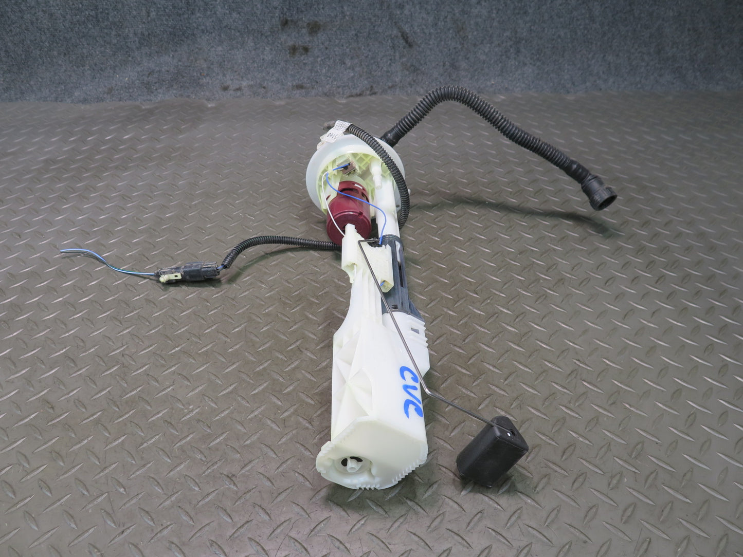 14-19 Chevrolet Corvette C7 Set of 2 Fuel Pump Level Sensor Sending Unit Set OEM