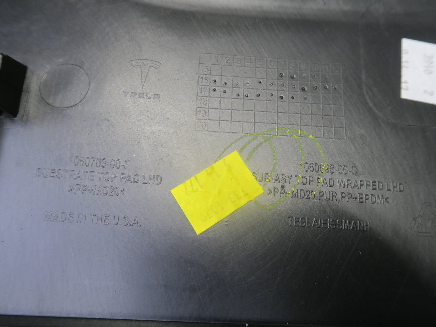2016-2019 Tesla Model S 75D Dashboard Instrument Panel Upper Trim Cover