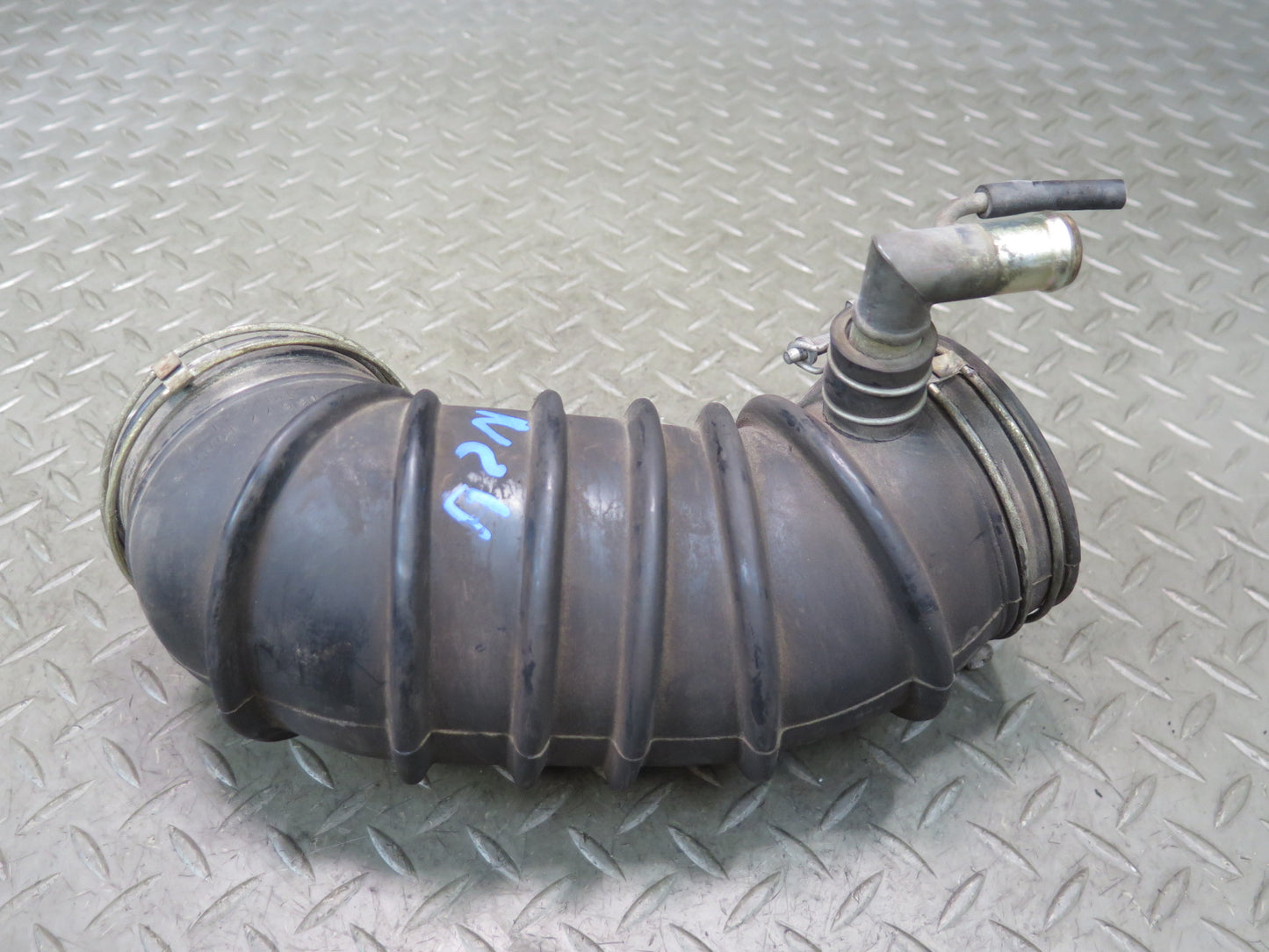 84-89 Nissan Z31 300ZX NA Air Intake Duct Tube OEM