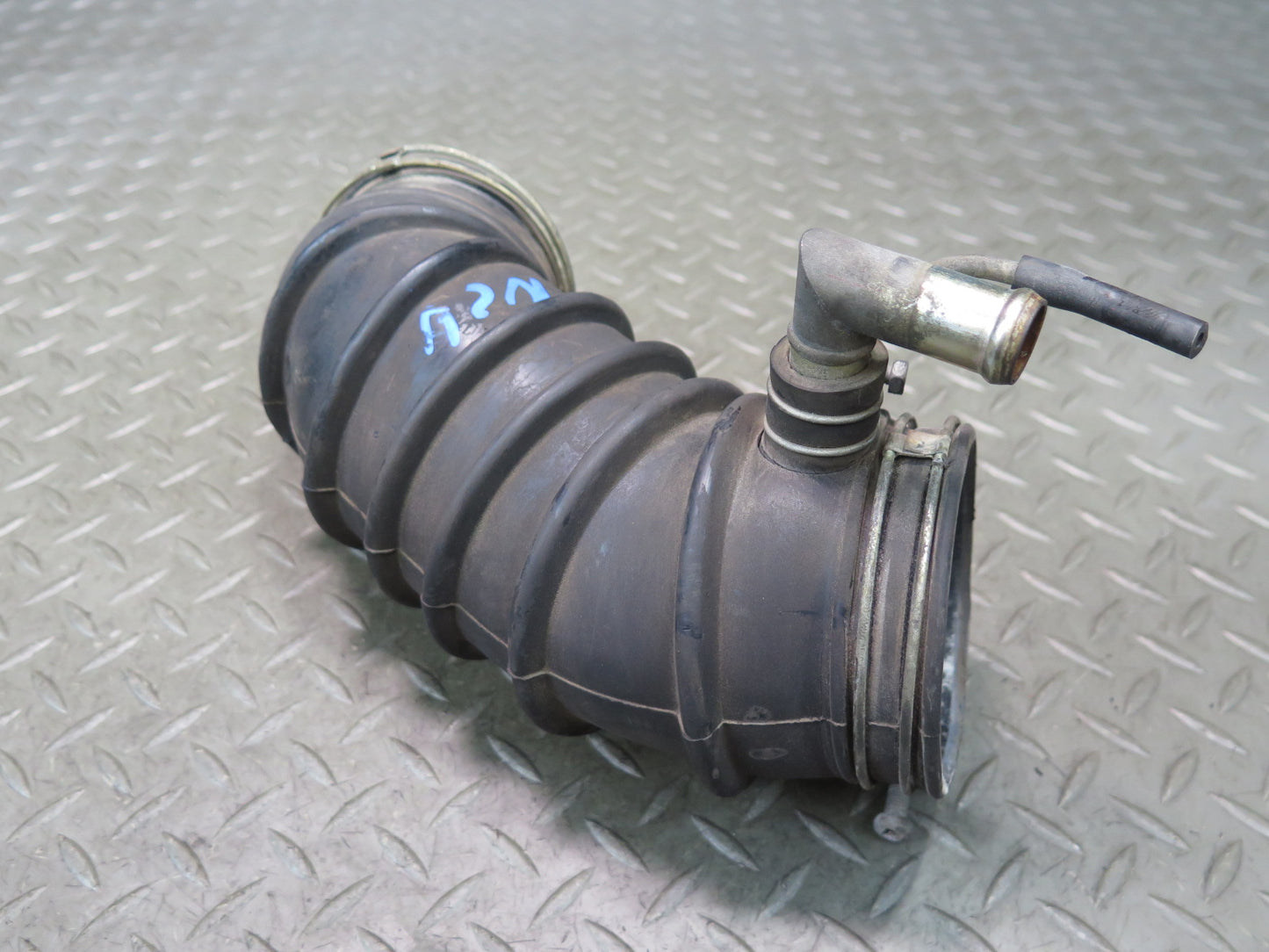 84-89 Nissan Z31 300ZX NA Air Intake Duct Tube OEM
