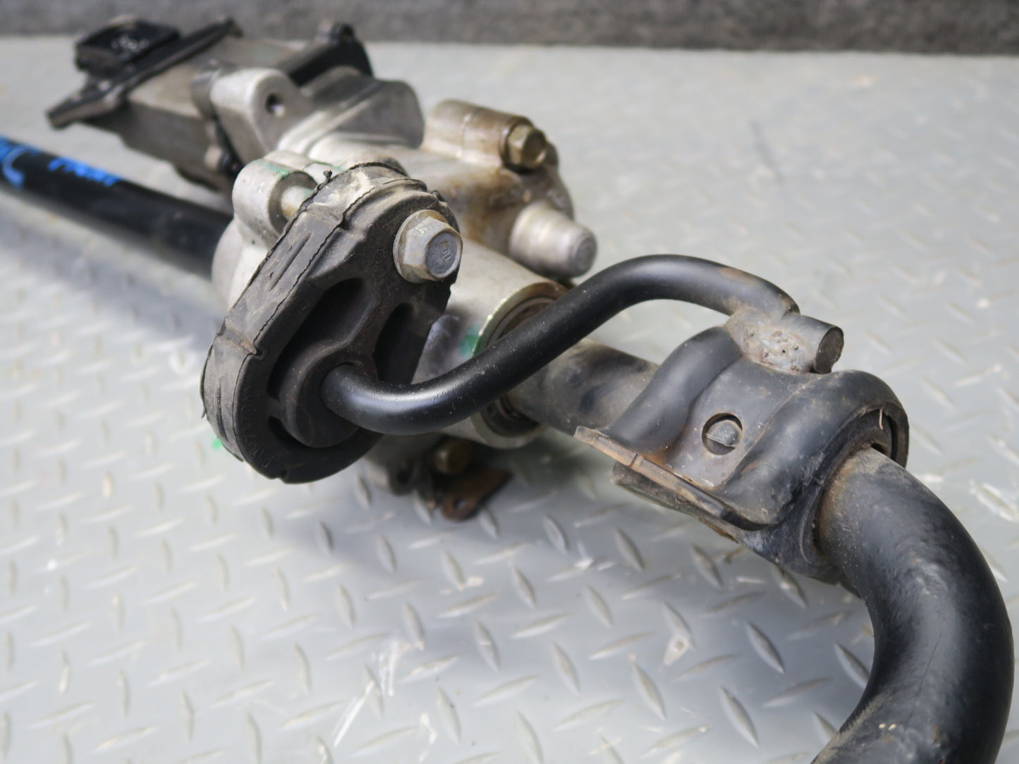07-18 Jeep Wrangler JK 4x4 3.8L & 3.6L Front Active Stabilizer Sway Bar OEM