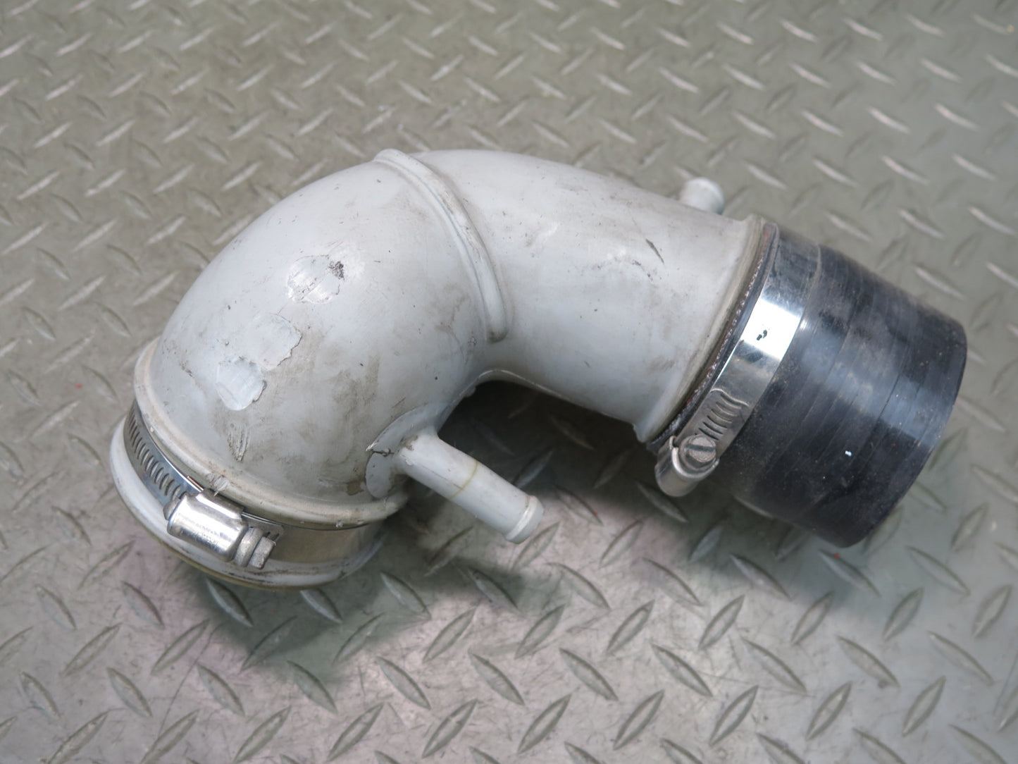 84-89 Nissan Z31 300ZX NA Hard Plastic Air Intake Duct Tube OEM