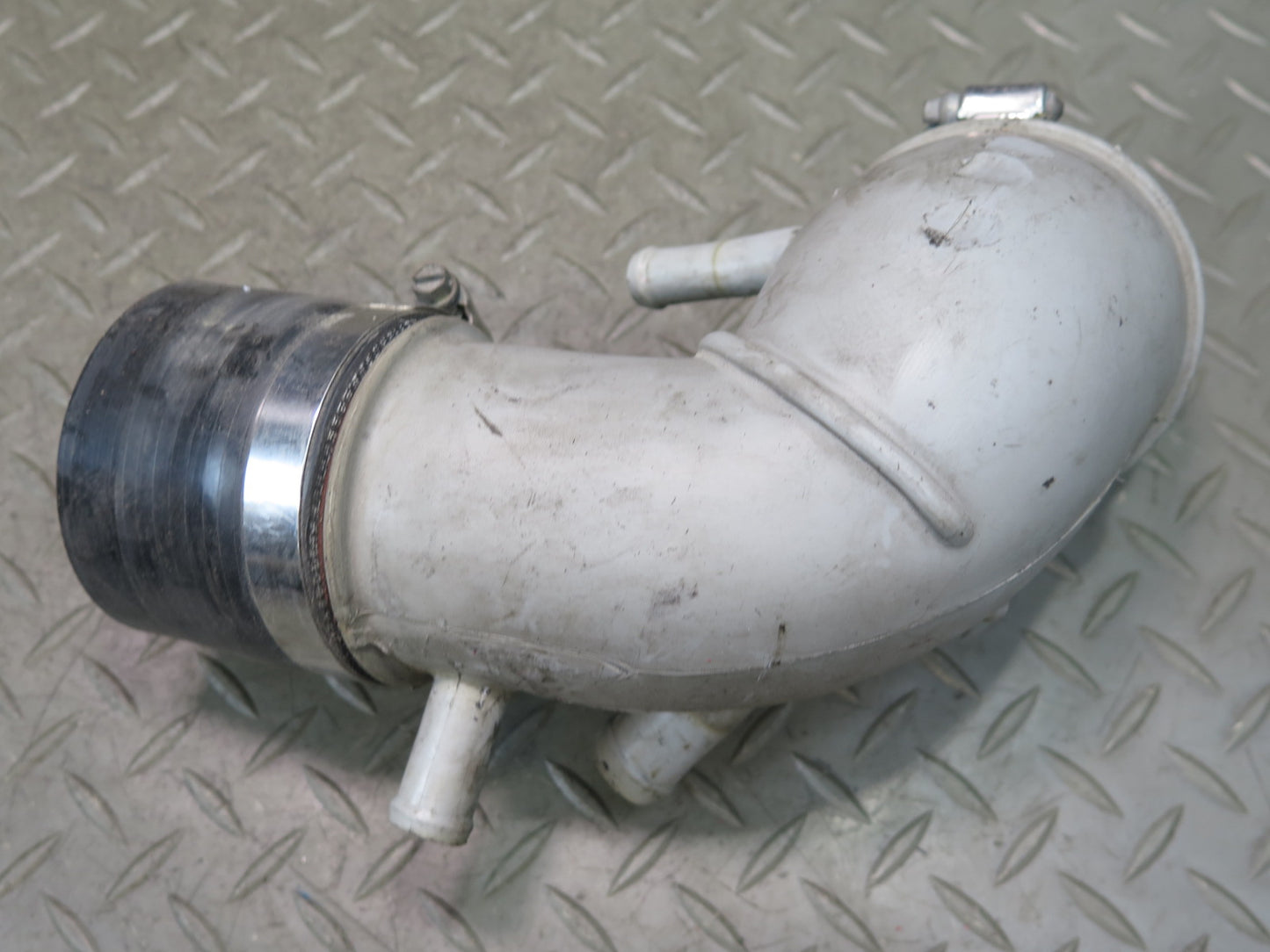 84-89 Nissan Z31 300ZX NA Hard Plastic Air Intake Duct Tube OEM
