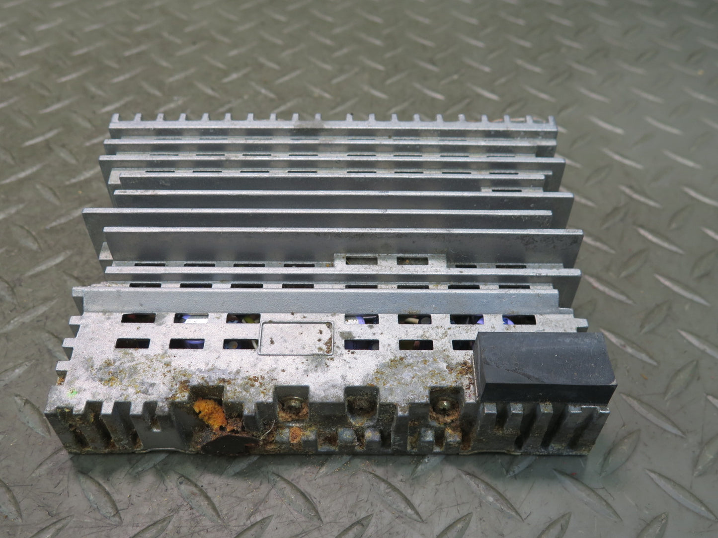 84-89 Nissan 300ZX Z31 Radio Audio Amplifier AMP Control Module 28063-17P00 OEM