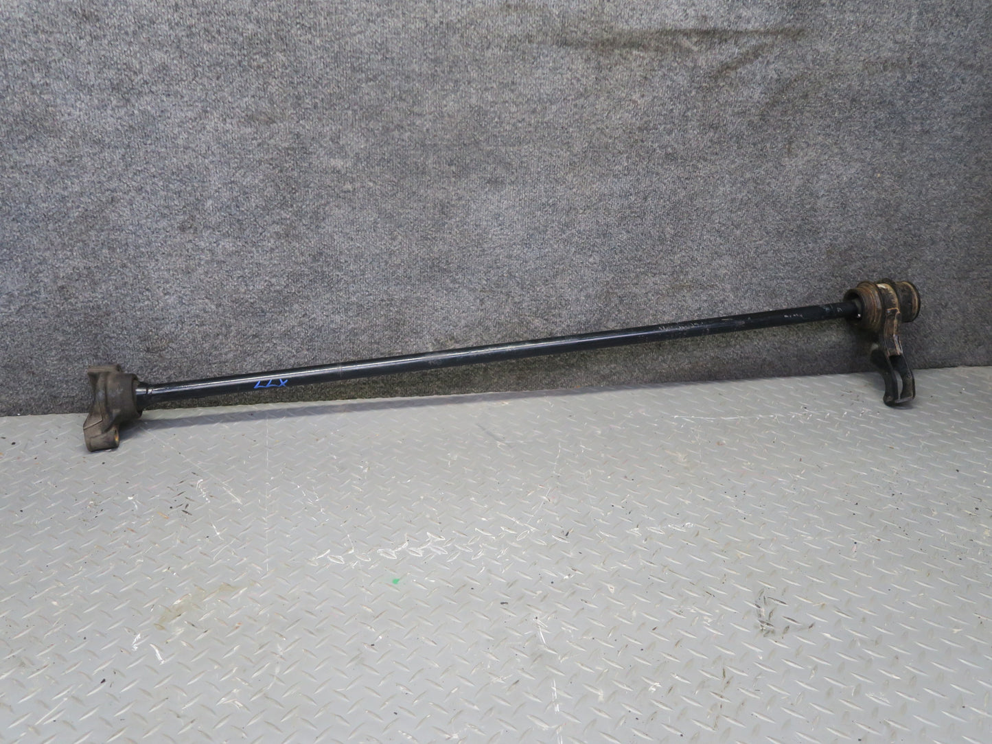 1998-2007 Lexus J100 LX470 Front Left & Right Suspension Torsion Bar Set of 2