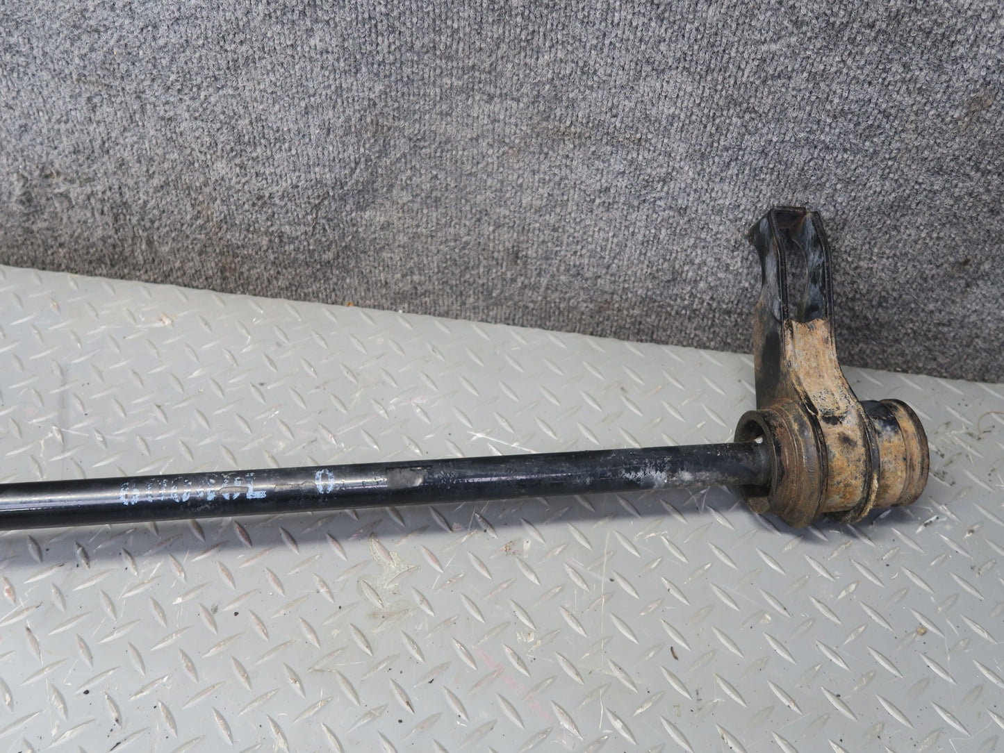 1998-2007 Lexus J100 LX470 Front Left & Right Suspension Torsion Bar Set of 2