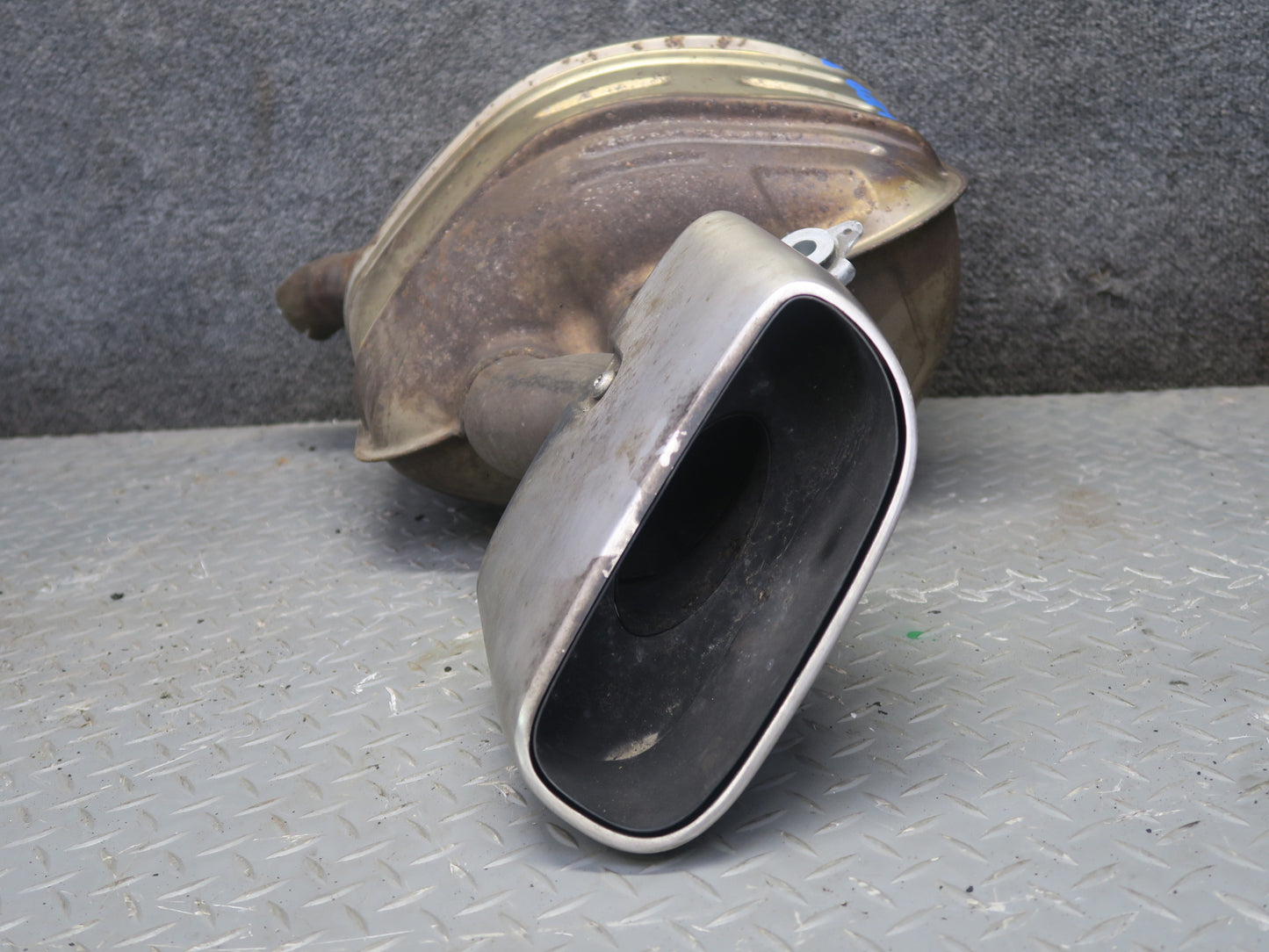 11-16 Porsche Panamera 970 3.6L Rear Right Left Side Exhaust Muffler W/ Tips Set