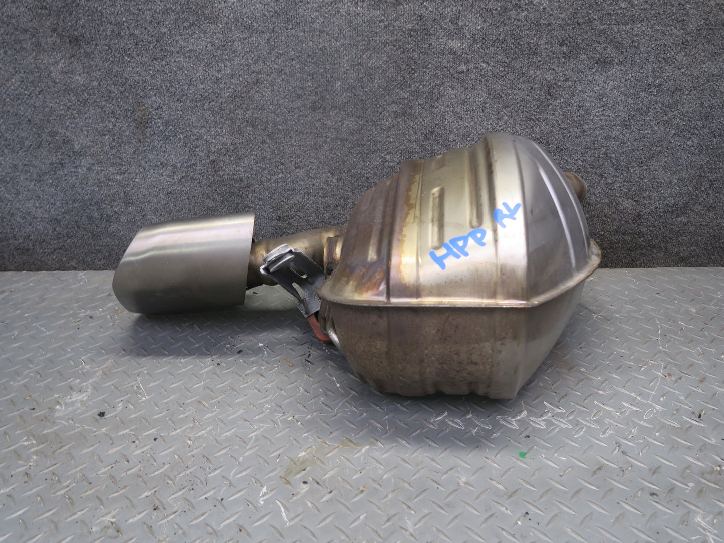 11-16 Porsche Panamera 970 3.6L Rear Right Left Side Exhaust Muffler W/ Tips Set