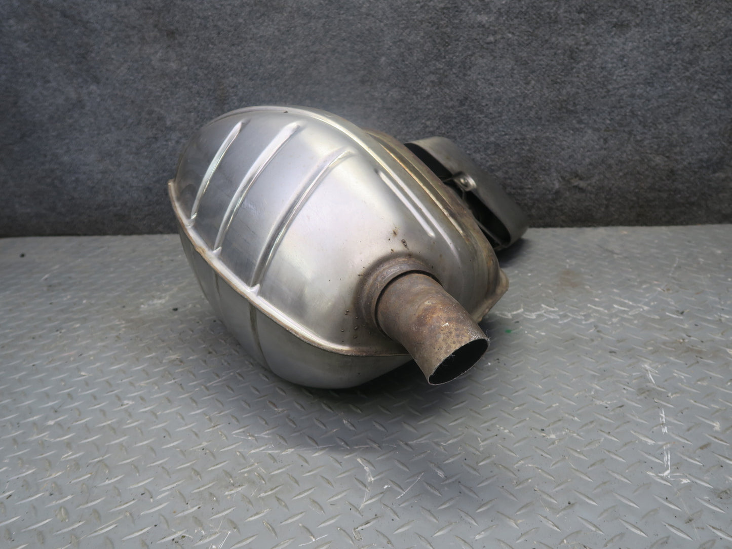 11-16 Porsche Panamera 970 3.6L Rear Right Left Side Exhaust Muffler W/ Tips Set
