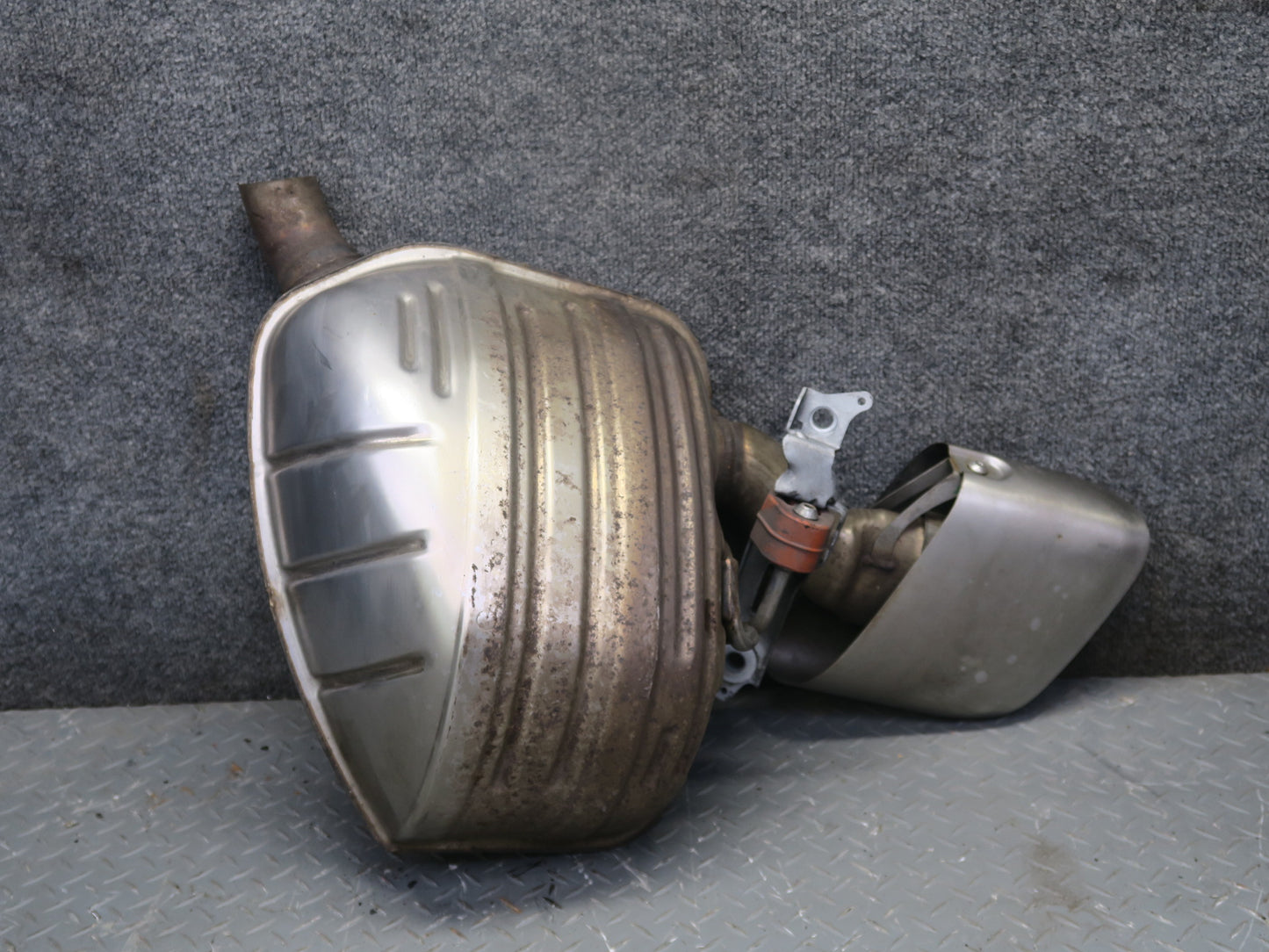 11-16 Porsche Panamera 970 3.6L Rear Right Left Side Exhaust Muffler W/ Tips Set