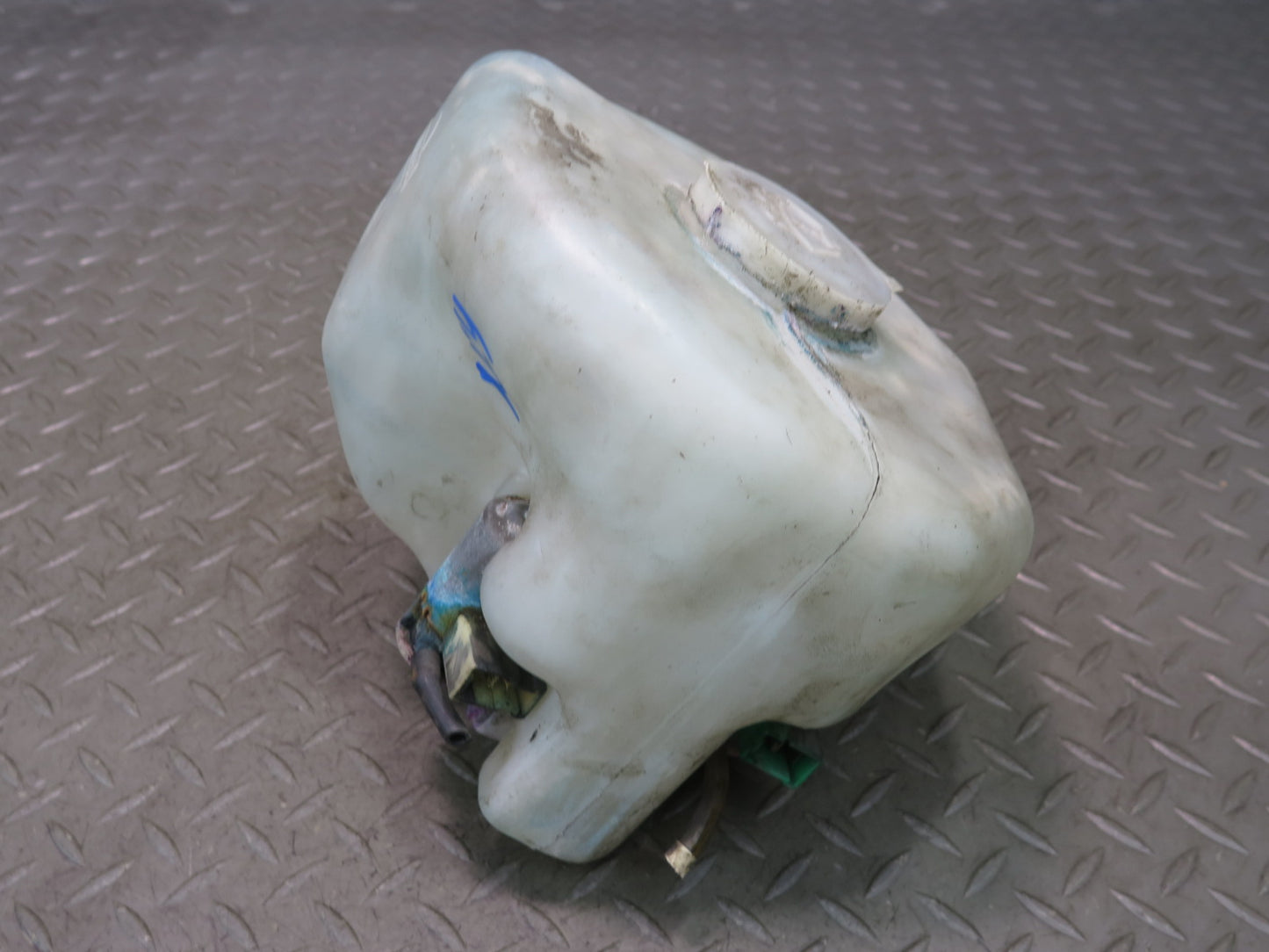 84-89 Nissan Z31 300ZX Windshield Washer Fluid Reservoir Tank w Pump OEM