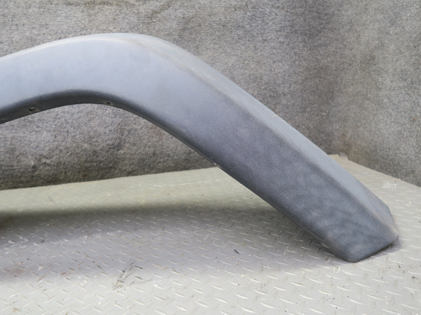 11-18 Jeep Wrangler JK Front Left Fender Flare Molding 5KF09RXFAG OEM