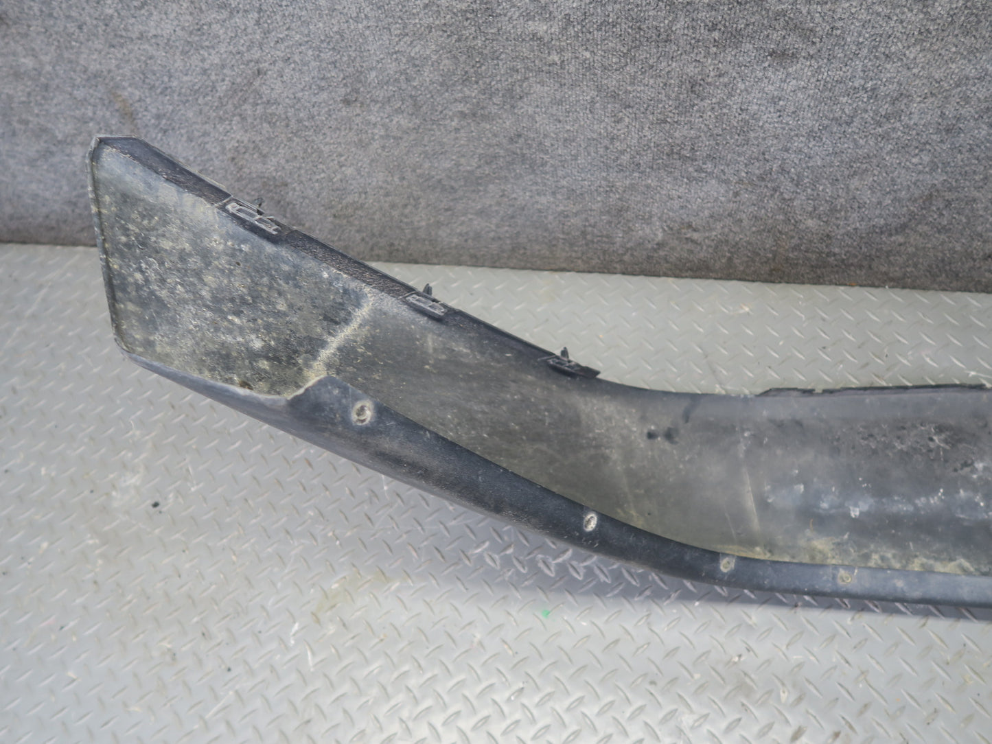 11-18 Jeep Wrangler JK Front Left Fender Flare Molding 5KF09RXFAG OEM