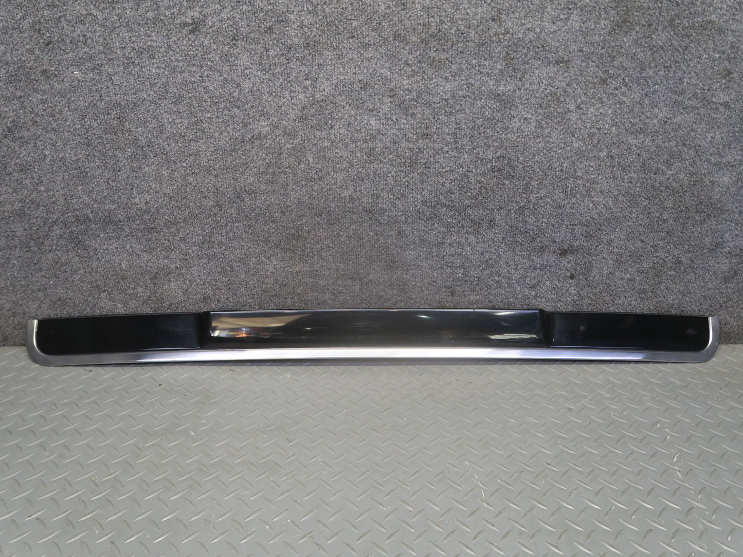 87-89 Nissan Z31 300ZX 2+2 Rear Tailgate Hatch Molding Trim Strip Cover Set OEM