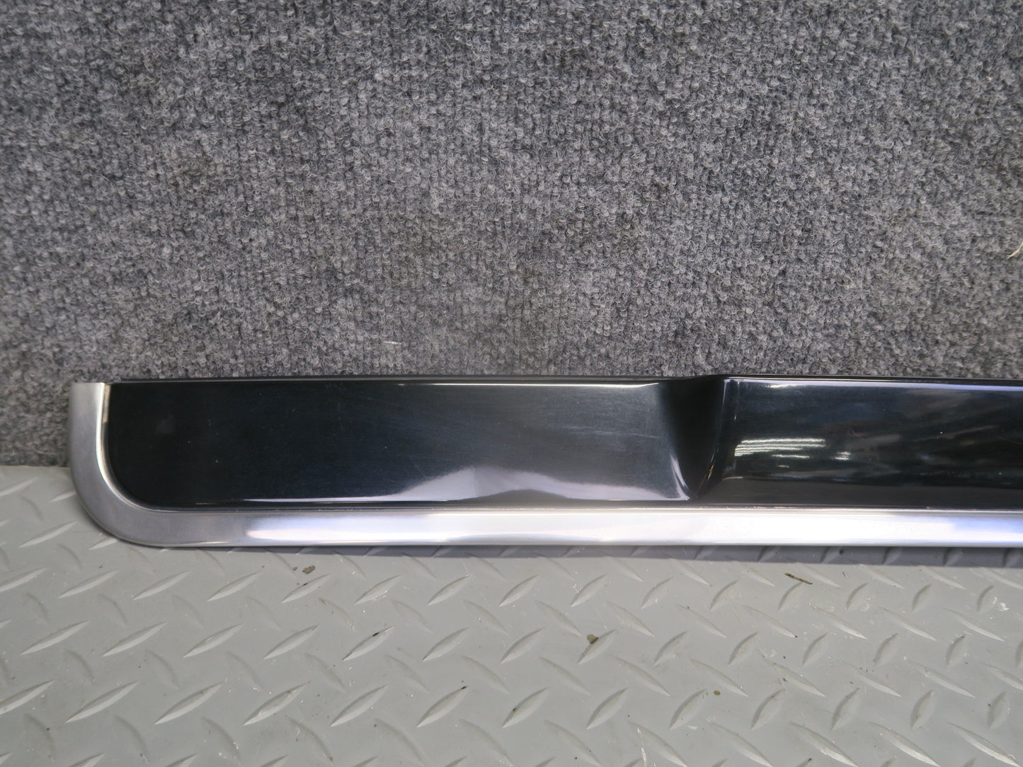 87-89 Nissan Z31 300ZX 2+2 Rear Tailgate Hatch Molding Trim Strip Cover Set OEM