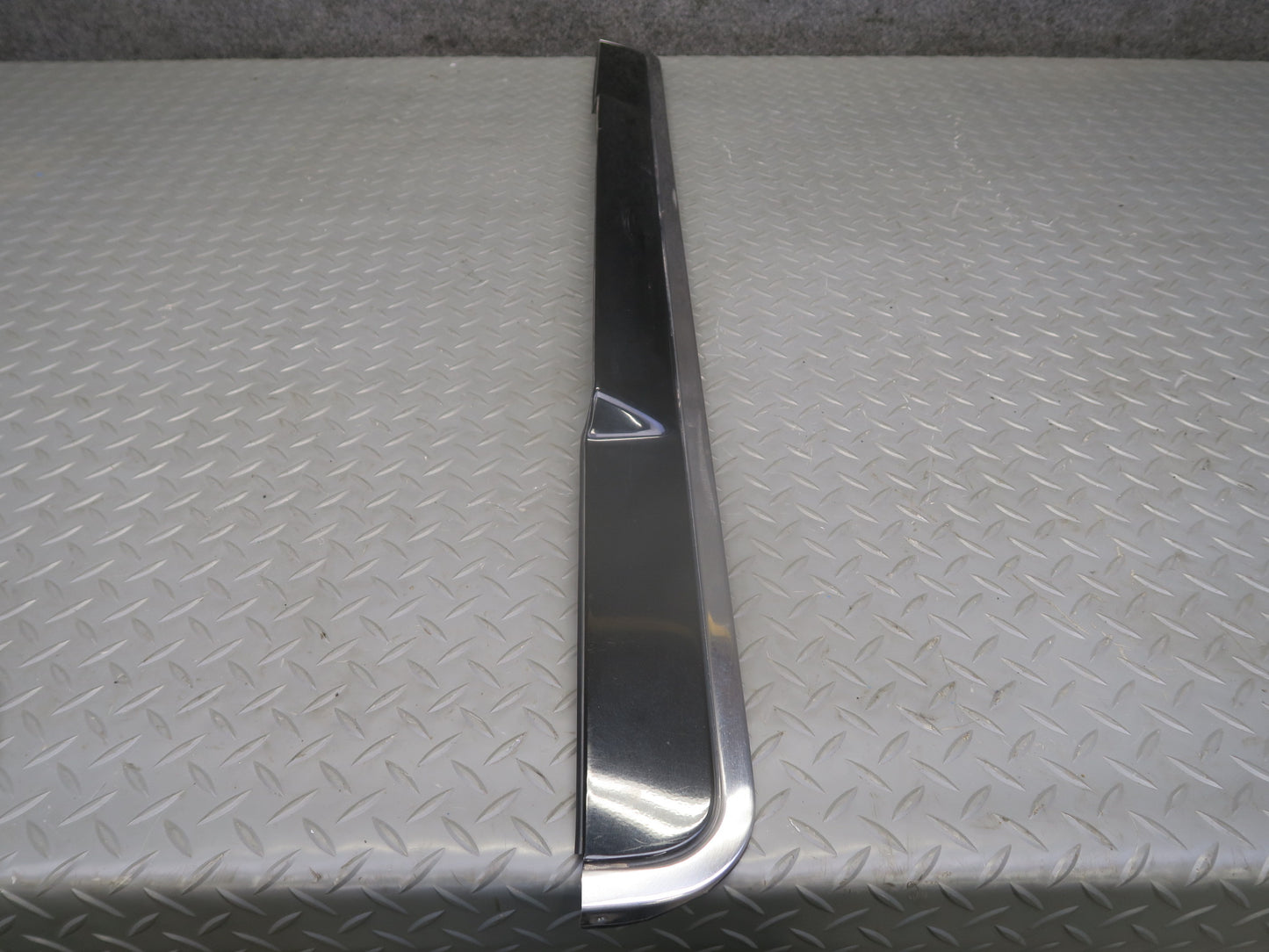 87-89 Nissan Z31 300ZX 2+2 Rear Tailgate Hatch Molding Trim Strip Cover Set OEM