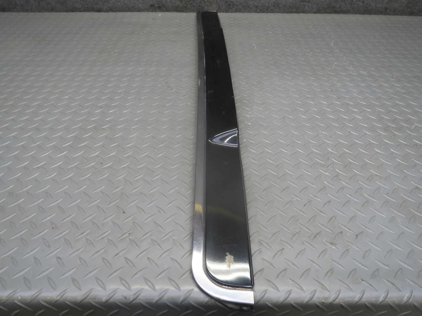 87-89 Nissan Z31 300ZX 2+2 Rear Tailgate Hatch Molding Trim Strip Cover Set OEM